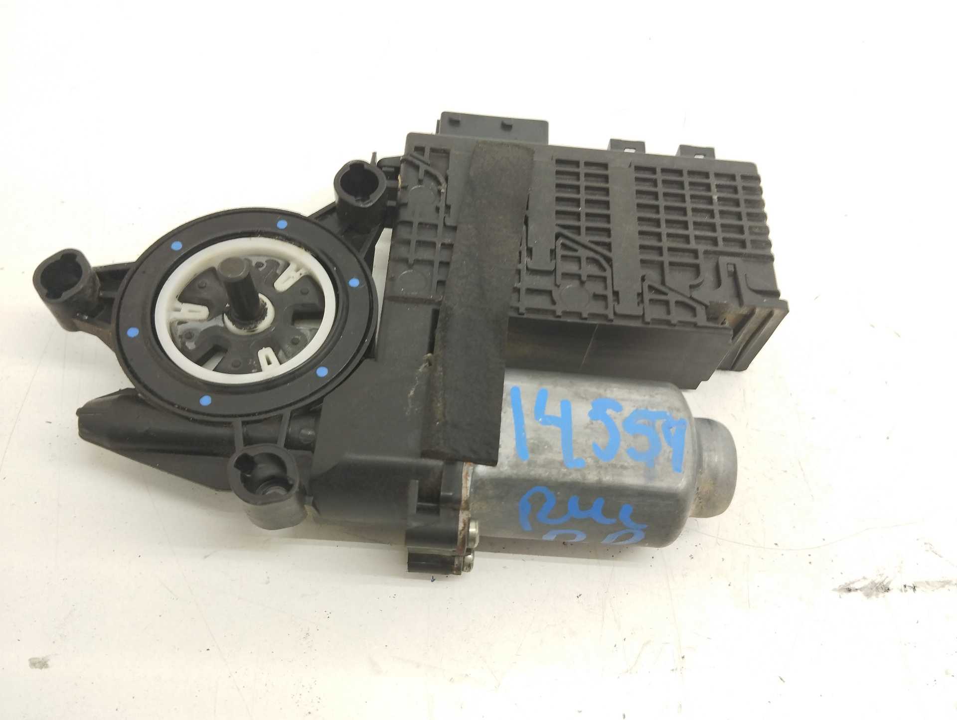 Recambio de motor elevalunas delantero derecho para citroën c4 picasso avatar referencia OEM IAM 9682495580  