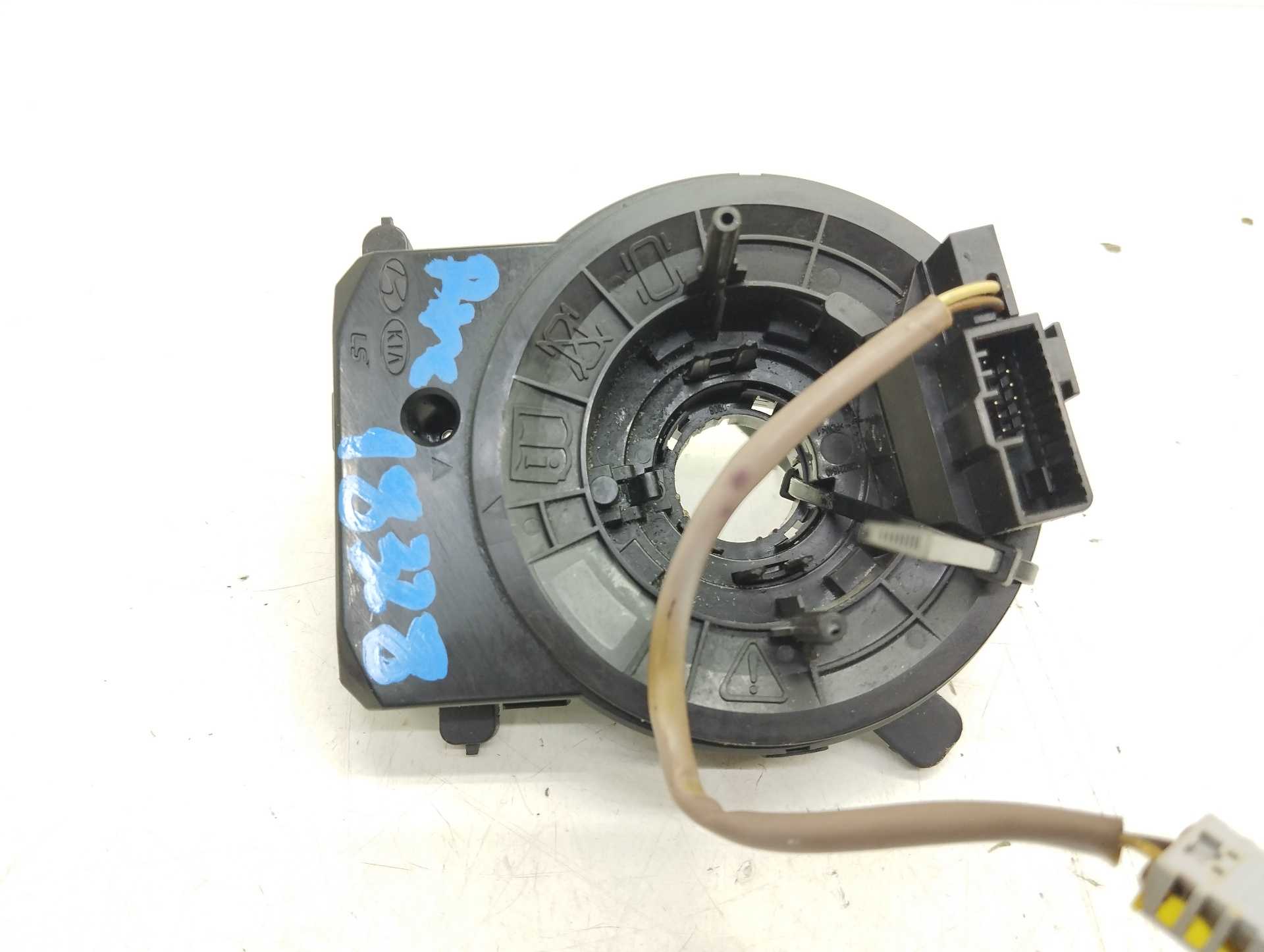 Recambio de anillo airbag para hyundai tucson 1.6 crdi cat referencia OEM IAM 93490AA110  