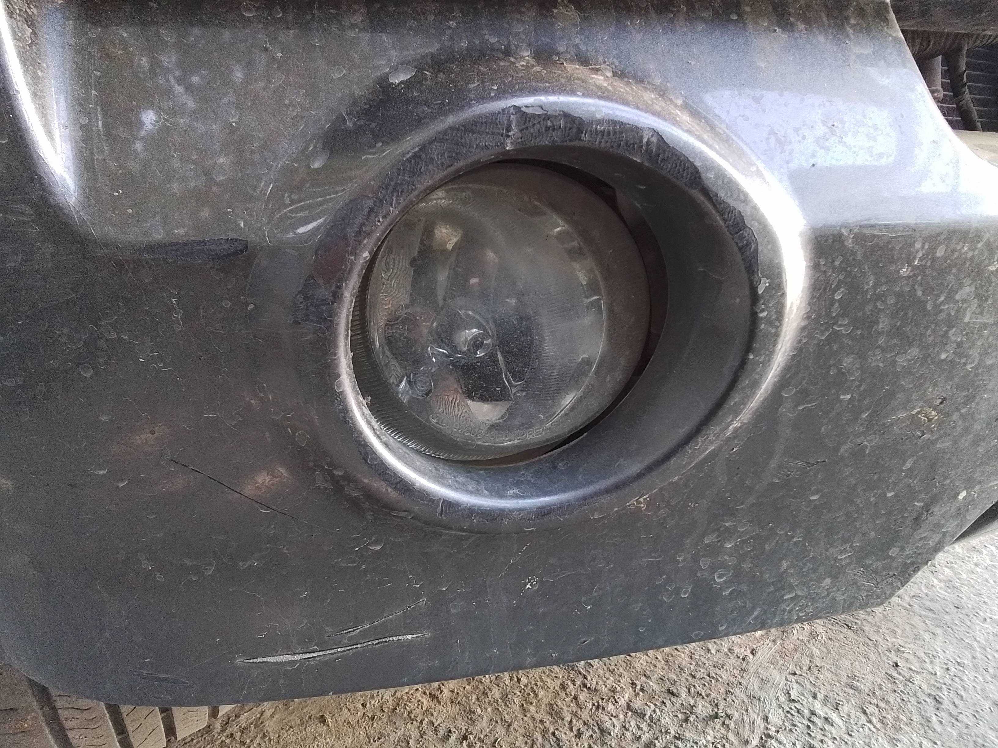 Recambio de faro antiniebla derecho para kia sorento 2.5 crdi concept referencia OEM IAM   