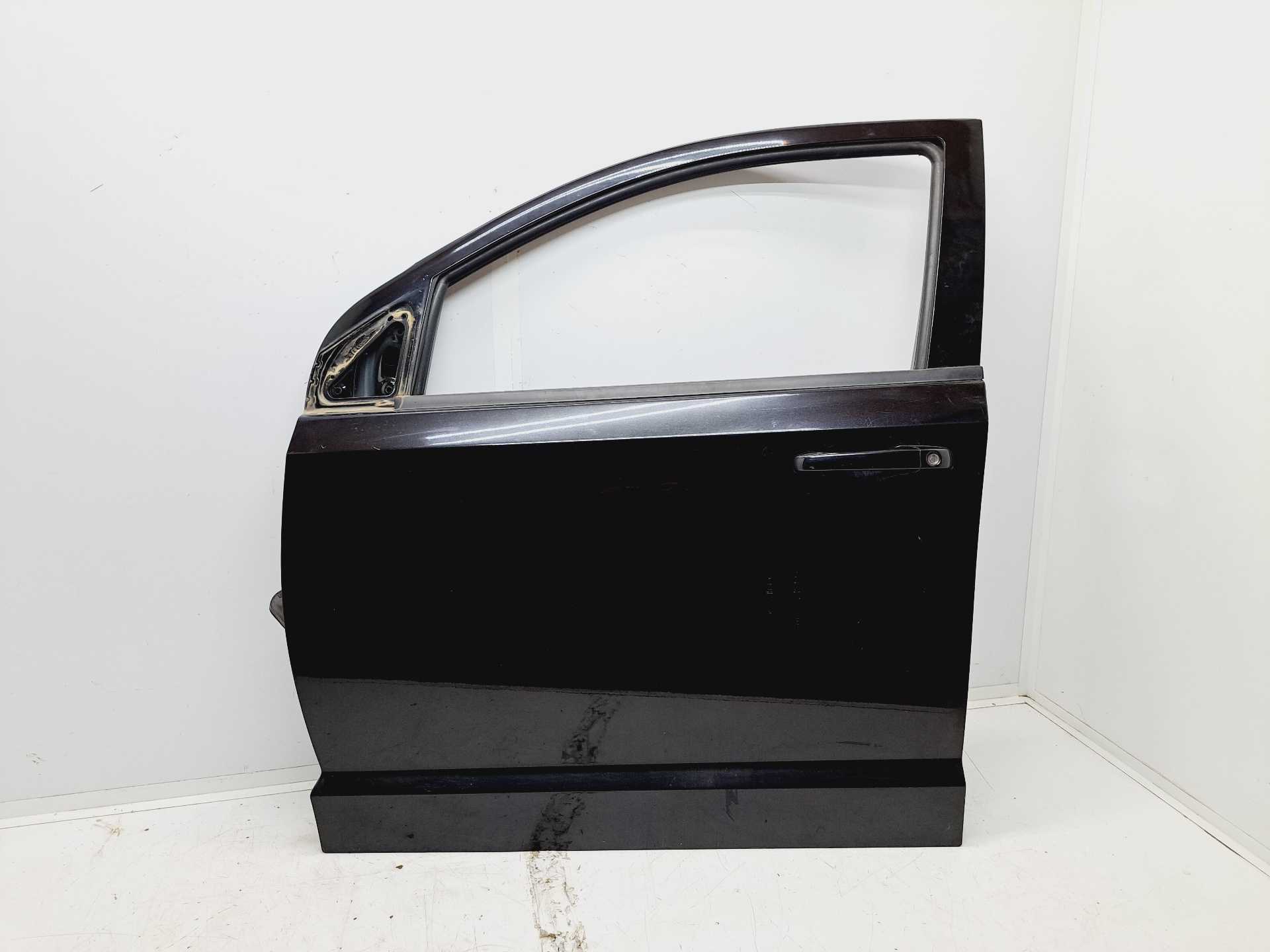 Recambio de puerta delantera izquierda para dodge journey se referencia OEM IAM   