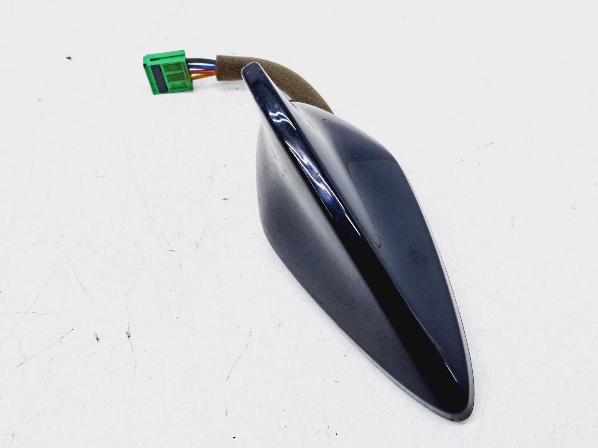 Recambio de antena para hyundai tucson 1.6 crdi cat referencia OEM IAM 96210N7400EB  