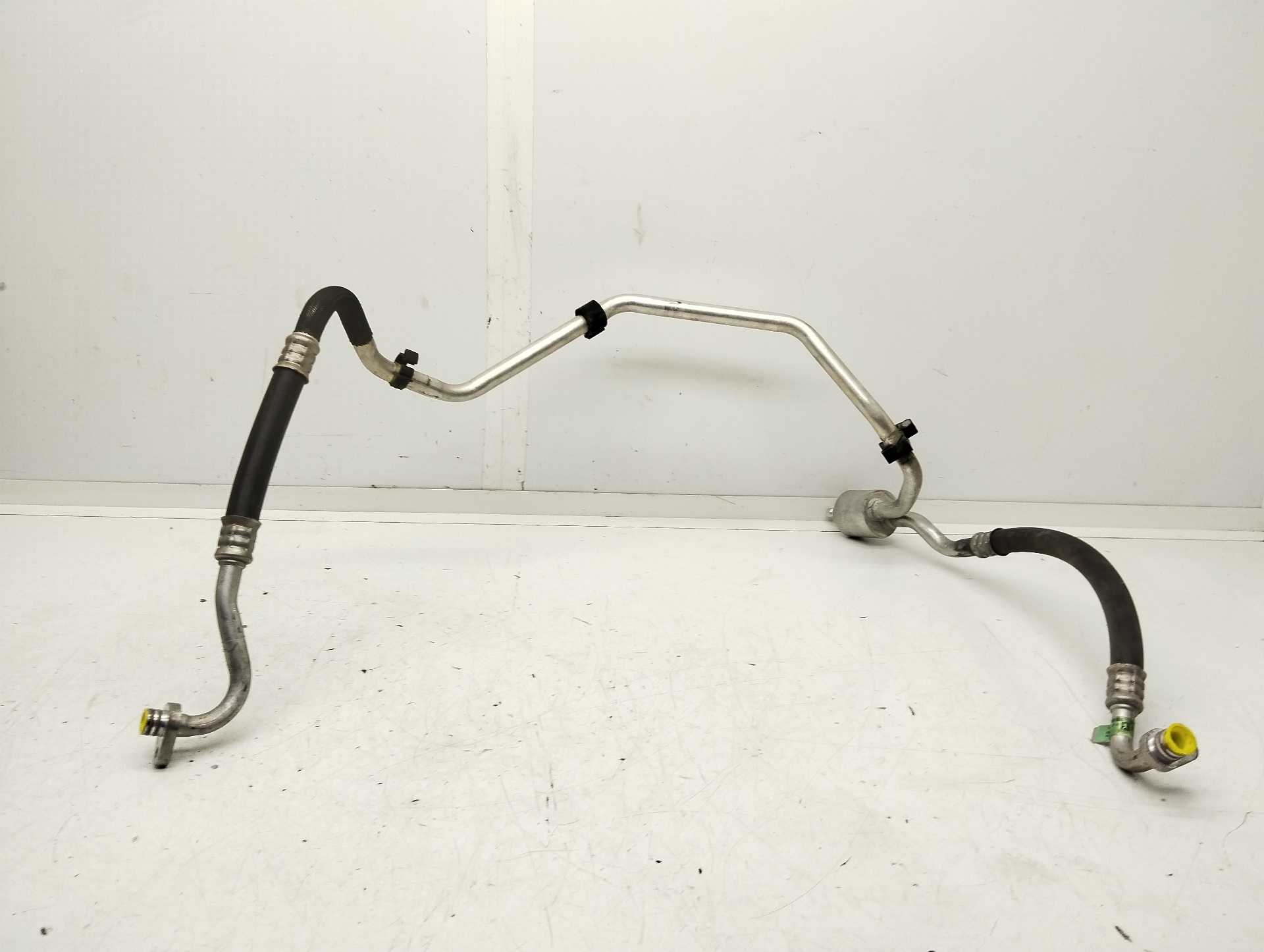 Recambio de tubos aire acondicionado para peugeot 3008 1.6 hdi fap referencia OEM IAM 9670651880  