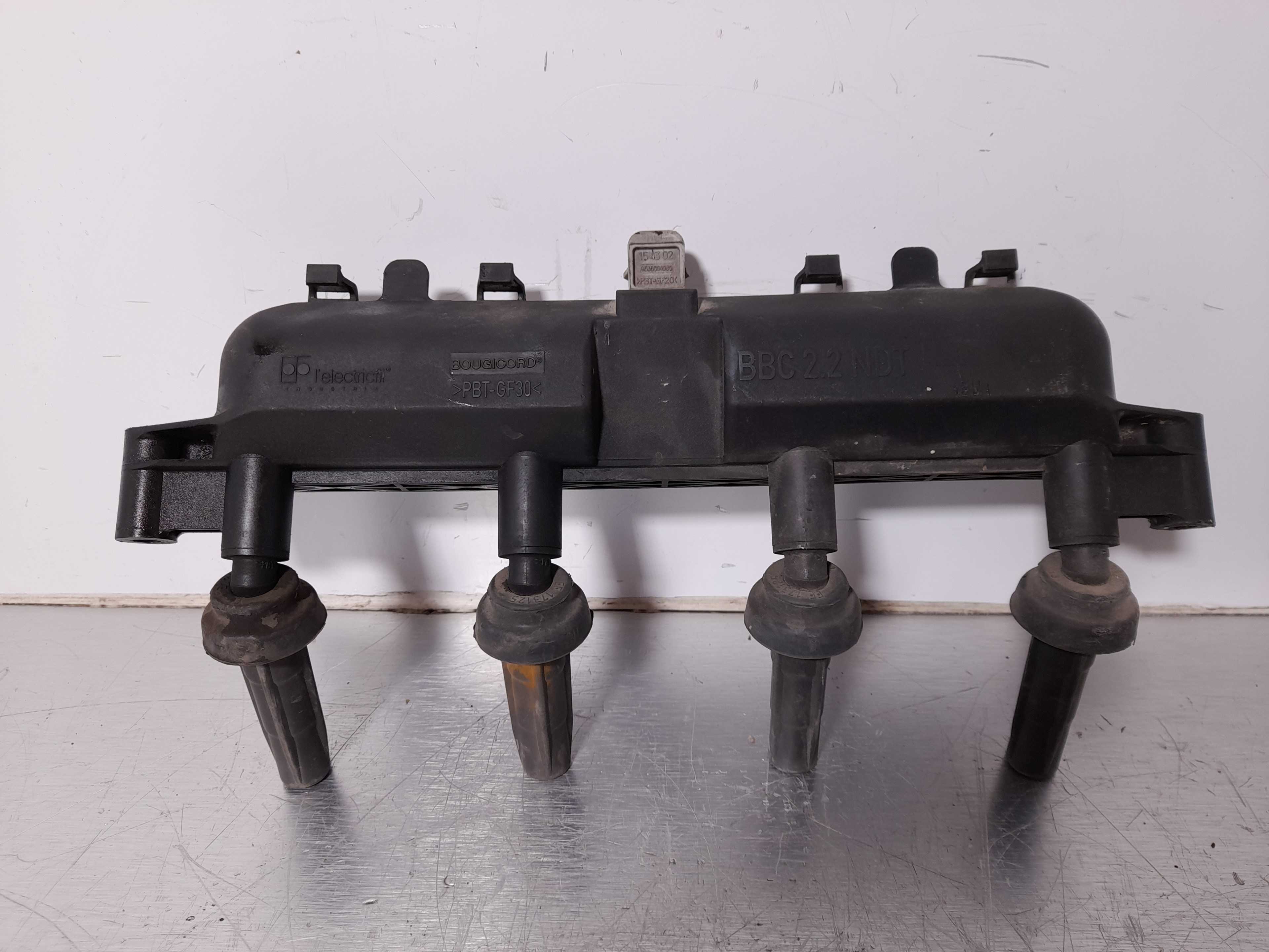 Recambio de bobina encendido para citroën saxo 1.1 referencia OEM IAM 9635864980  