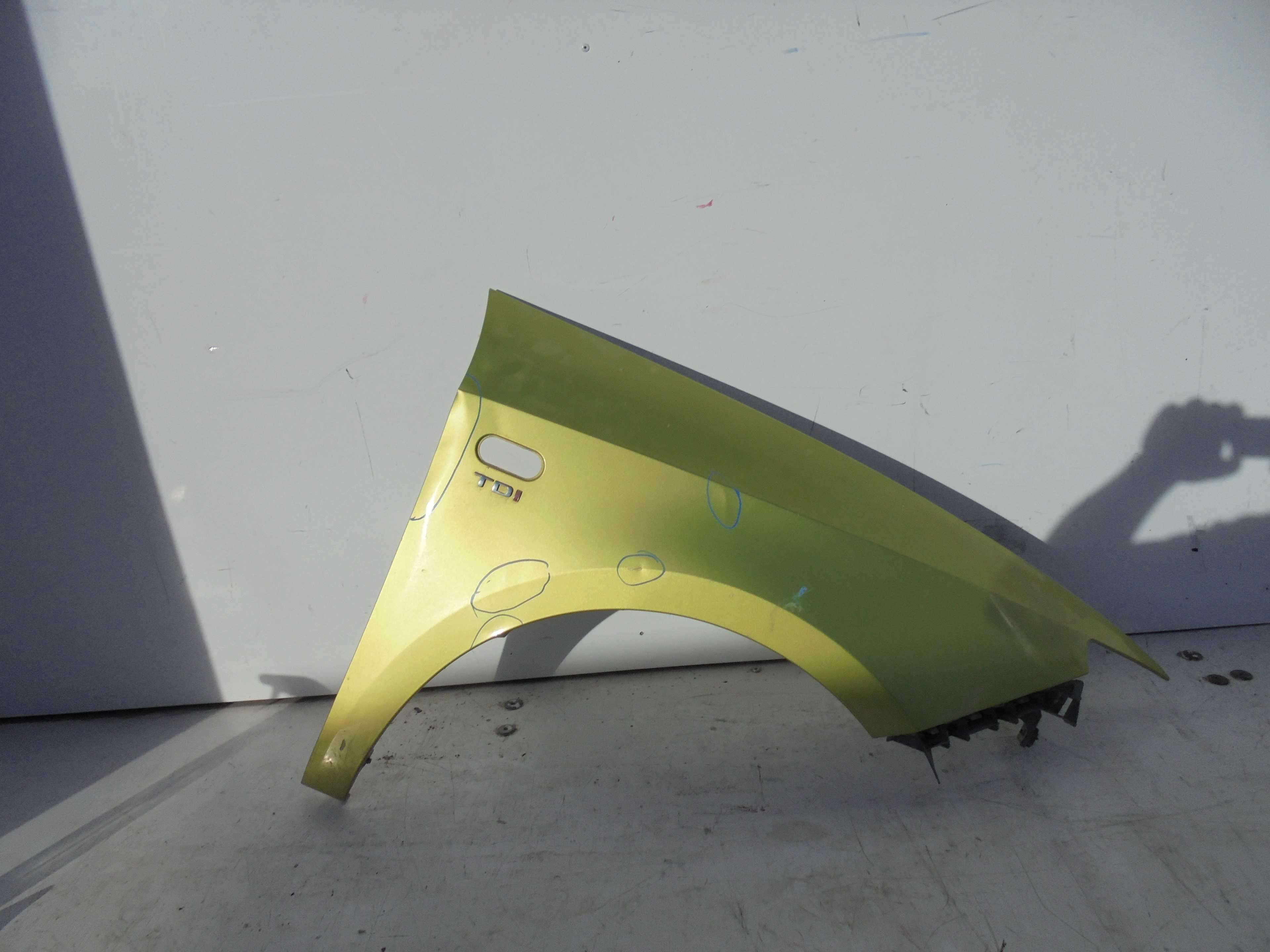 Recambio de aleta delantera derecha para seat ibiza (6j5) 1.9 tdi referencia OEM IAM   