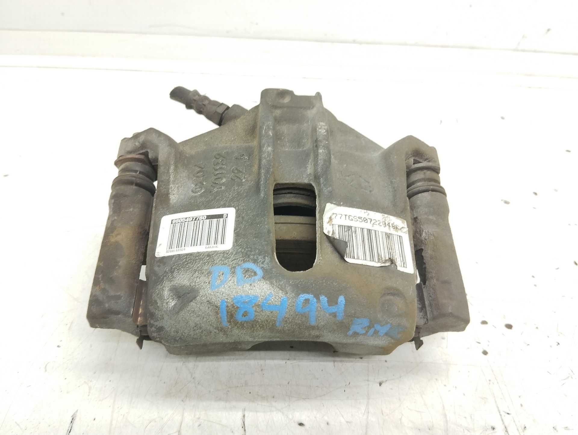 Recambio de pinza de freno delantera derecha para peugeot 208 style referencia OEM IAM 9805497780  