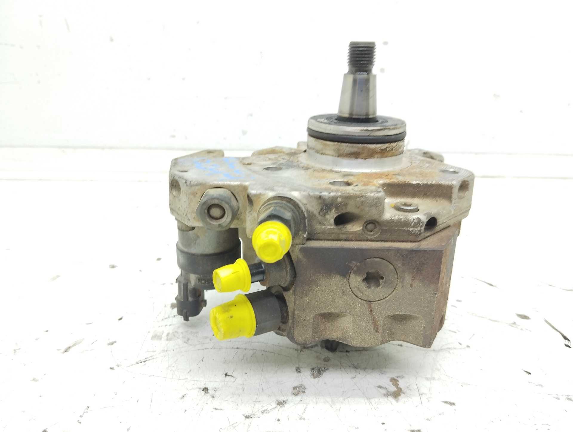 Recambio de bomba inyeccion para kia sorento 2.5 crdi concept referencia OEM IAM  331004A000 