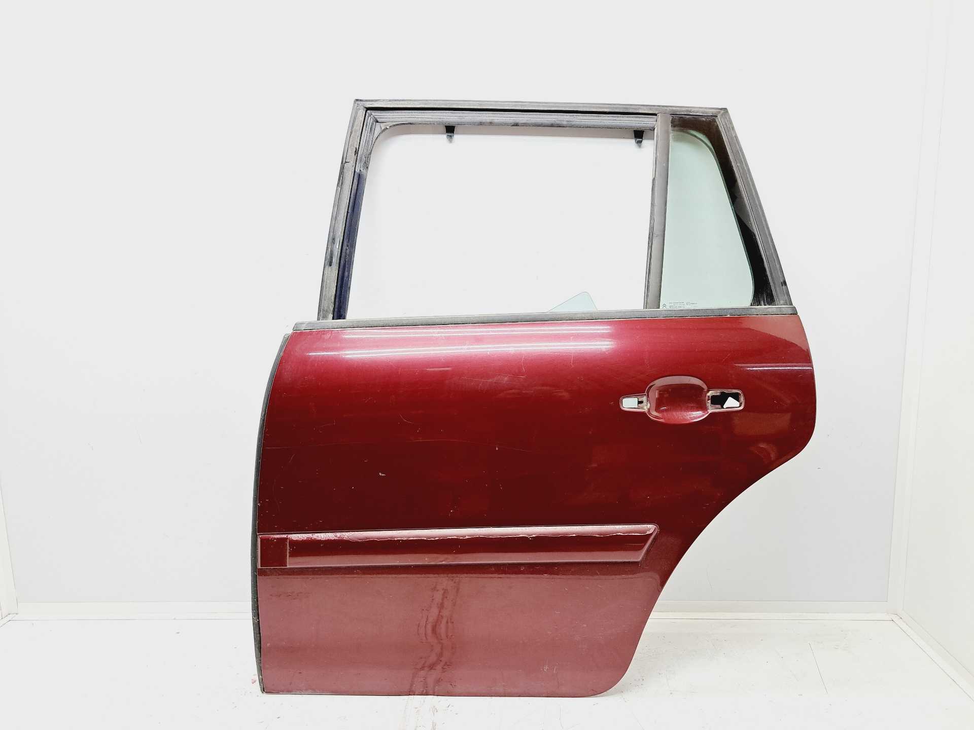 Recambio de puerta trasera izquierda para citroën c4 picasso avatar referencia OEM IAM   