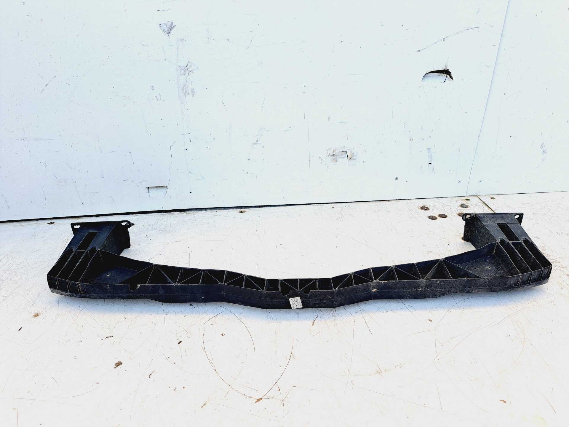 Recambio de travesaño inferior para citroën c4 berlina lx referencia OEM IAM   