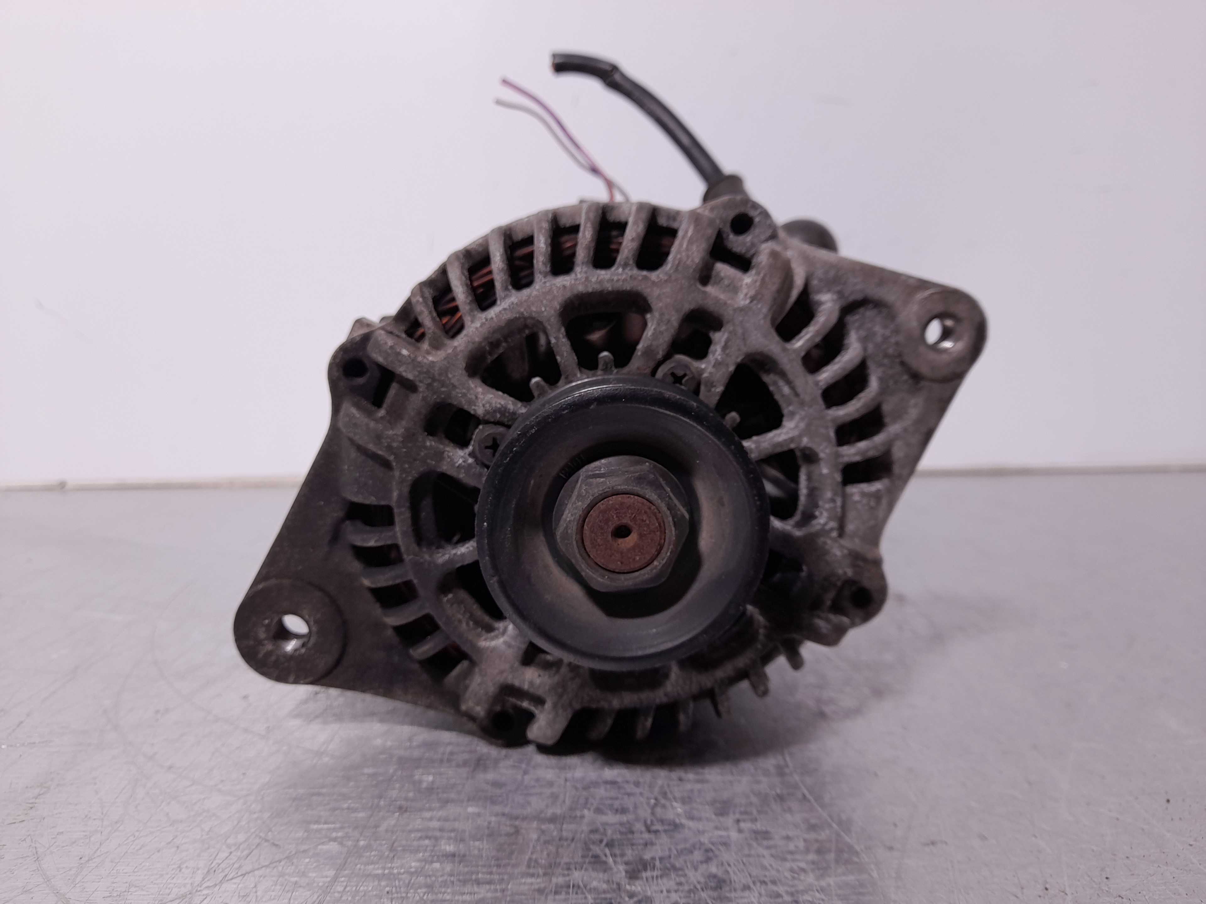 Recambio de alternador para kia sephia ll 1.5 cat referencia OEM IAM OK2A218300 MANDO 
