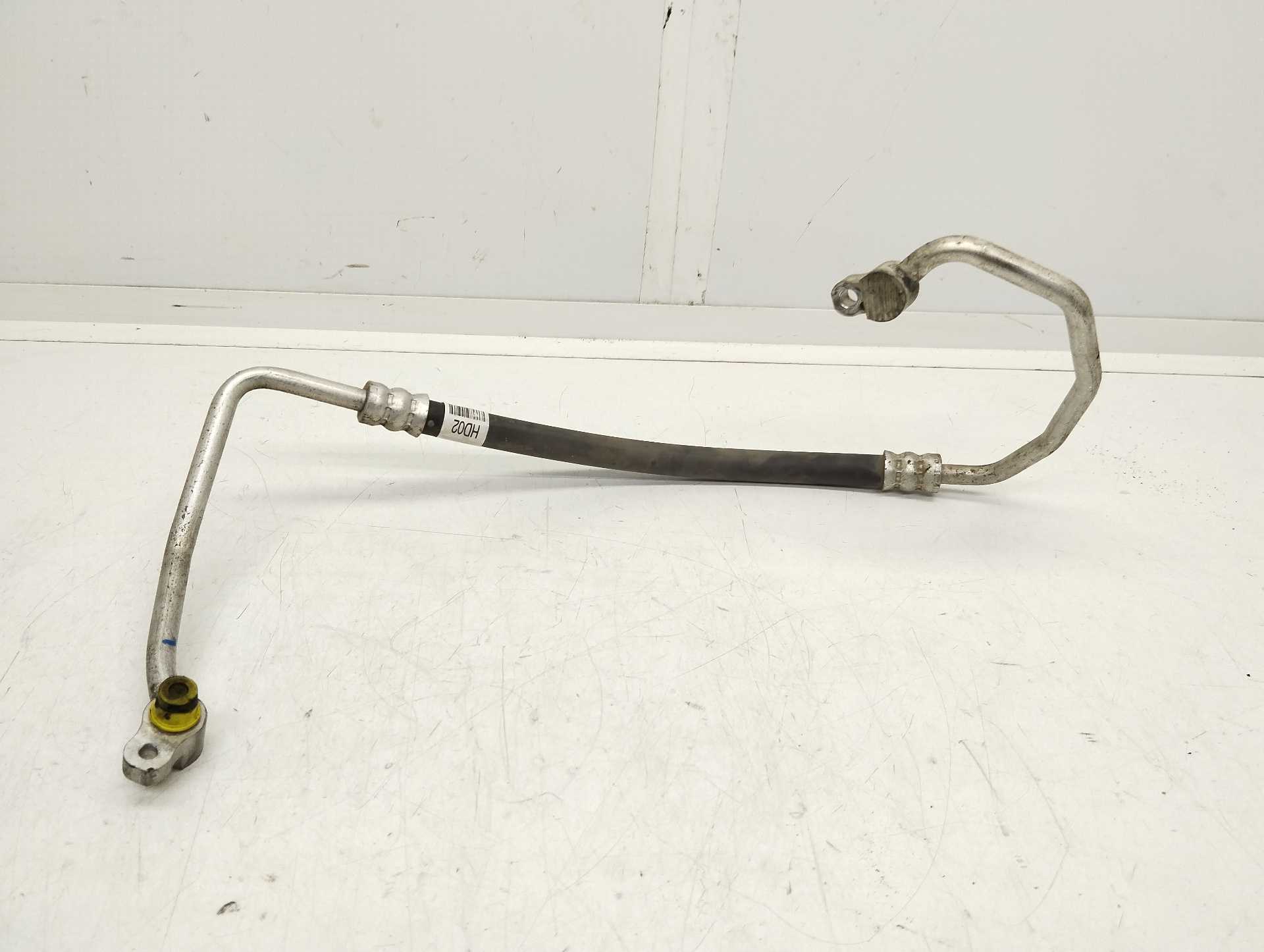 Recambio de tubos aire acondicionado para hyundai i20 1.2 16v cat referencia OEM IAM 97762C8050  