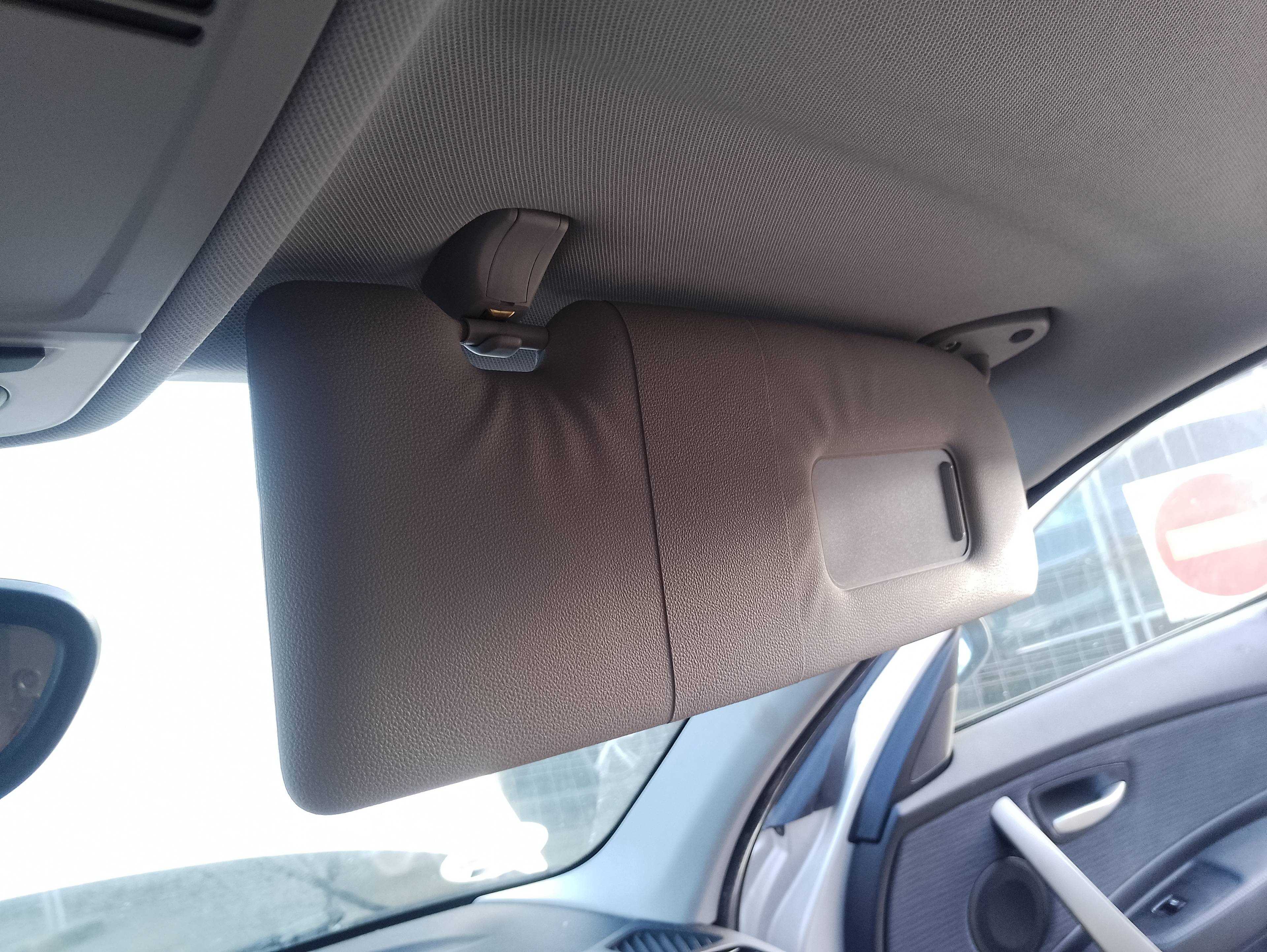 Recambio de parasol derecho para bmw serie 1 berlina (e81/e87) 118d referencia OEM IAM   