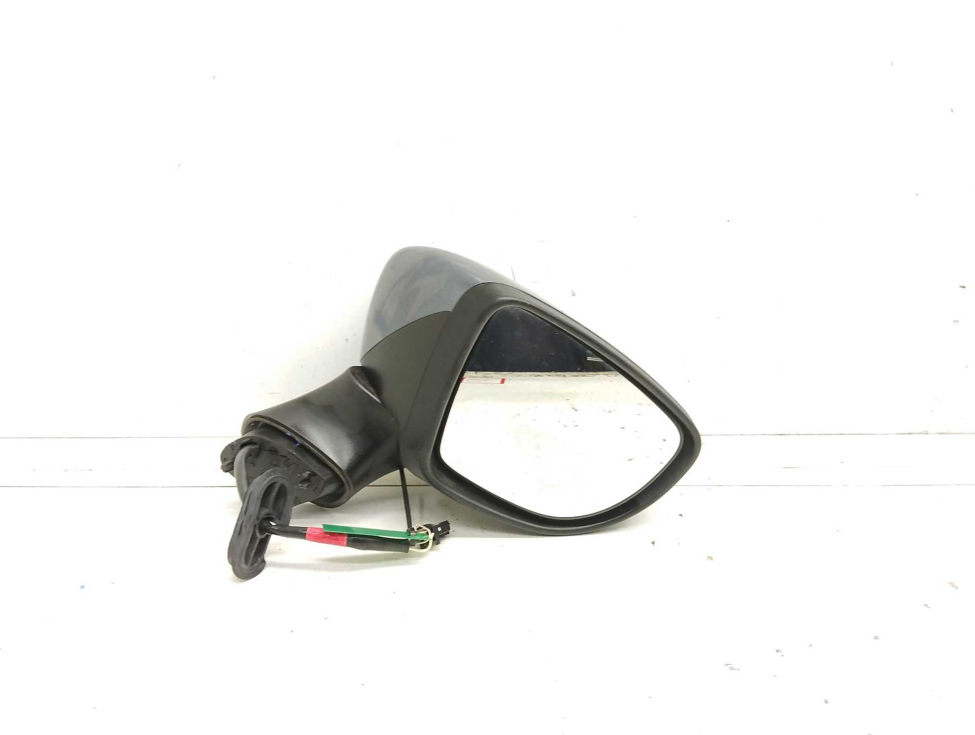 Recambio de retrovisor derecho para renault clio iv zen referencia OEM IAM  963011136R 