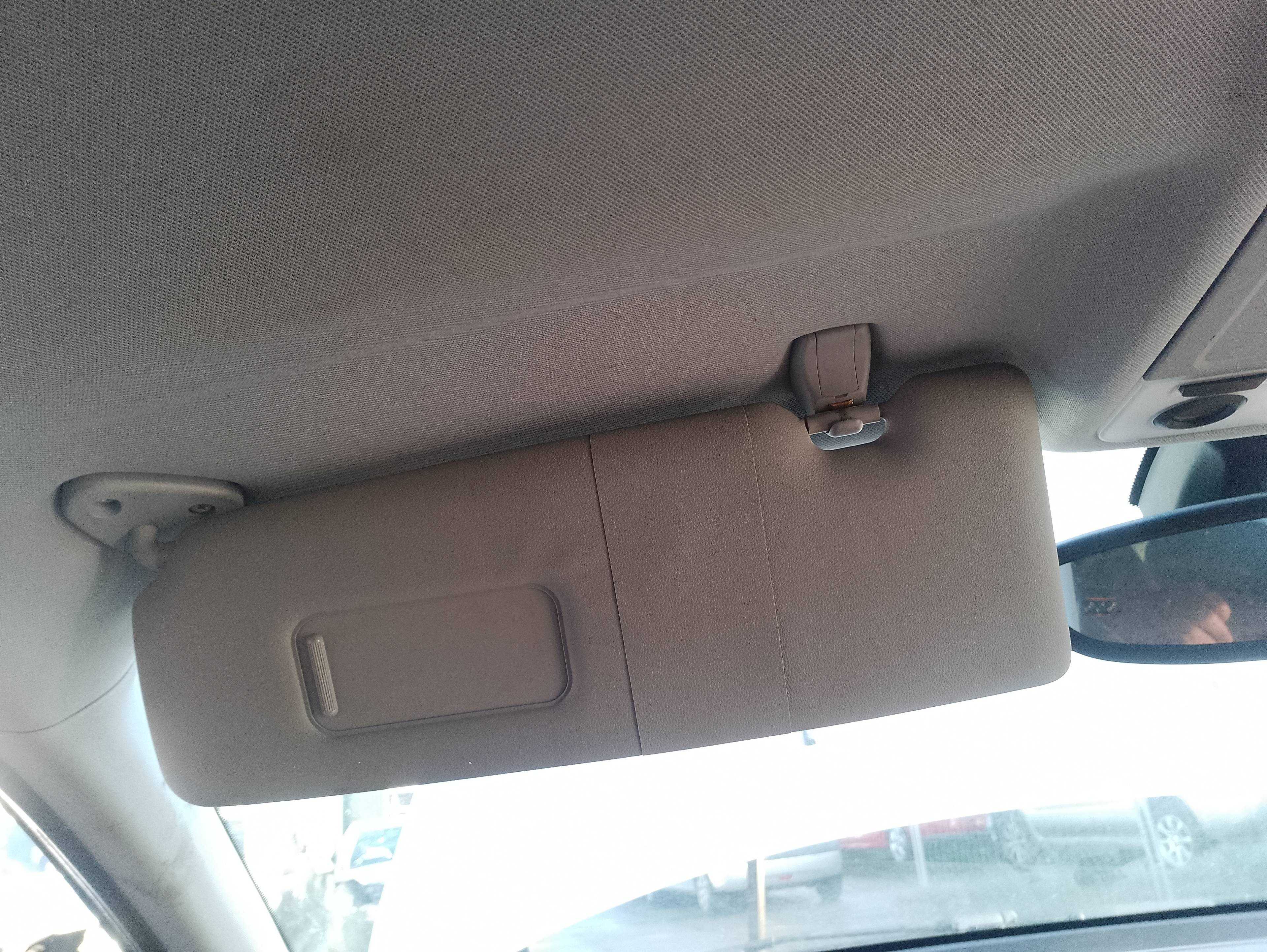 Recambio de parasol izquierdo para bmw serie 1 berlina (e81/e87) 118d referencia OEM IAM   