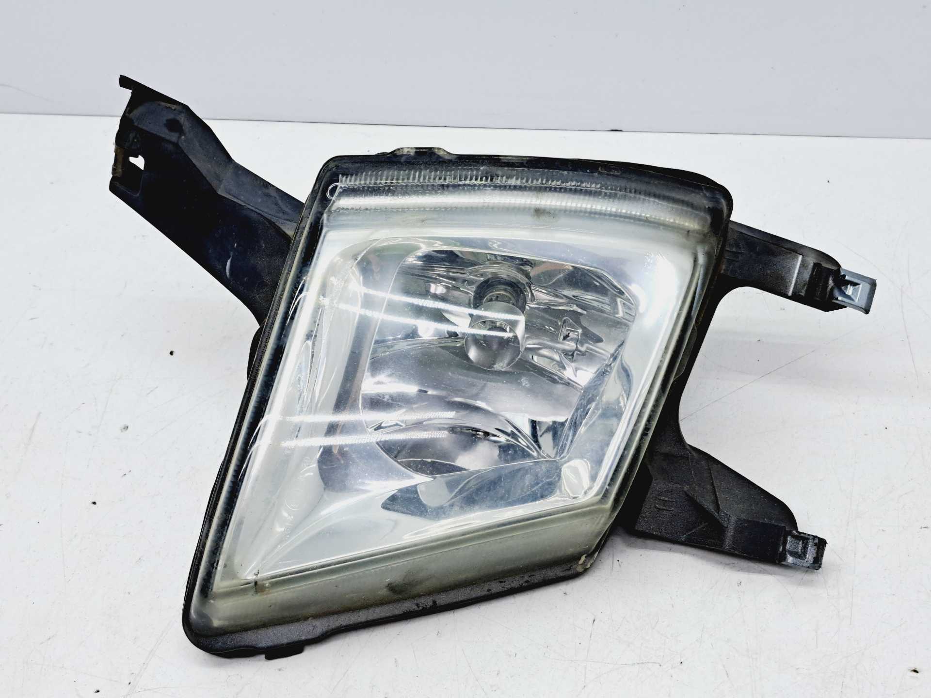 Recambio de faro antiniebla derecho para peugeot 407 1.6 hdi fap cat (9hz / dv6ted4) referencia OEM IAM   