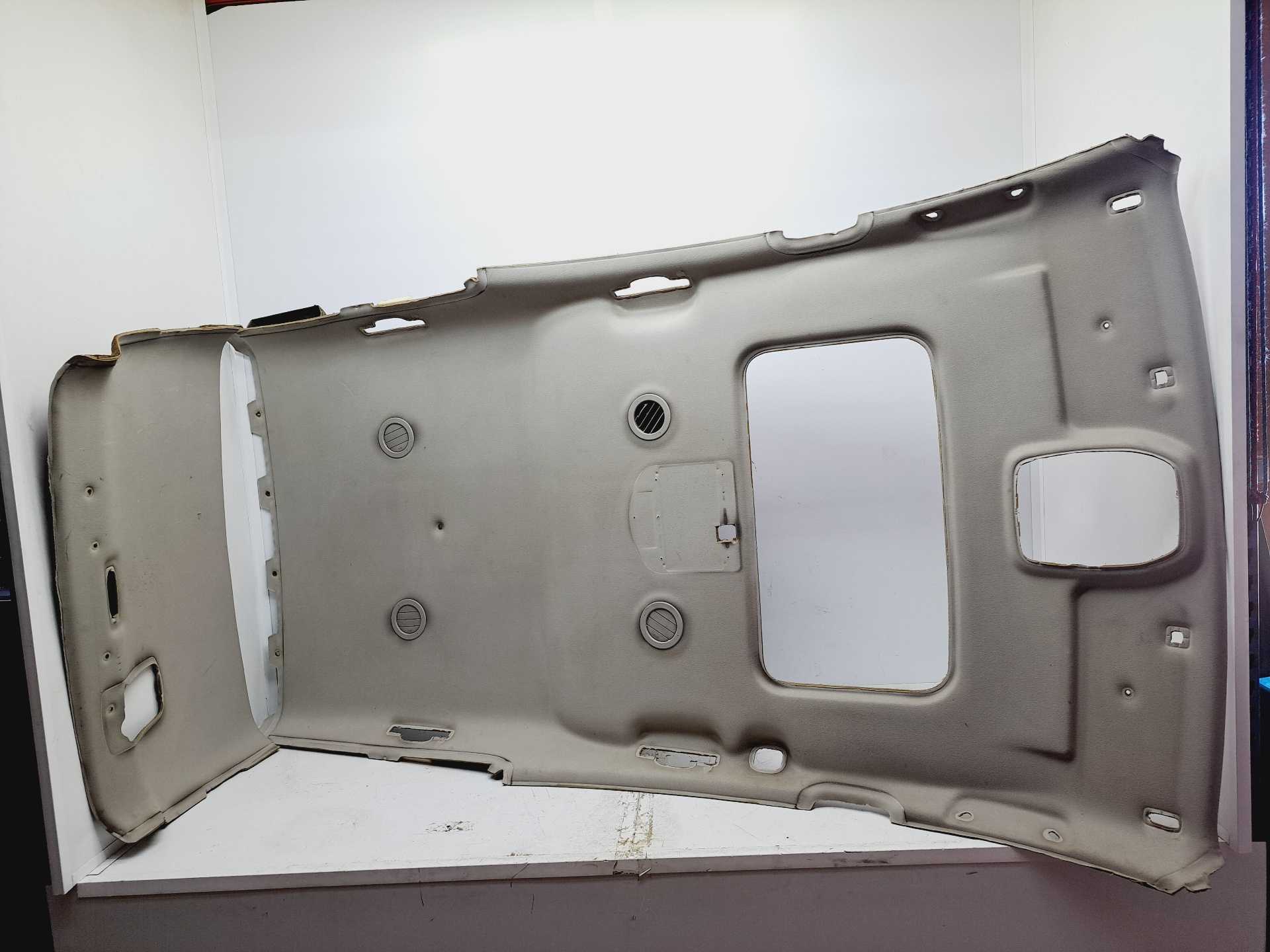 Recambio de techo interior para ssangyong rodius 2.7 turbodiesel cat referencia OEM IAM   