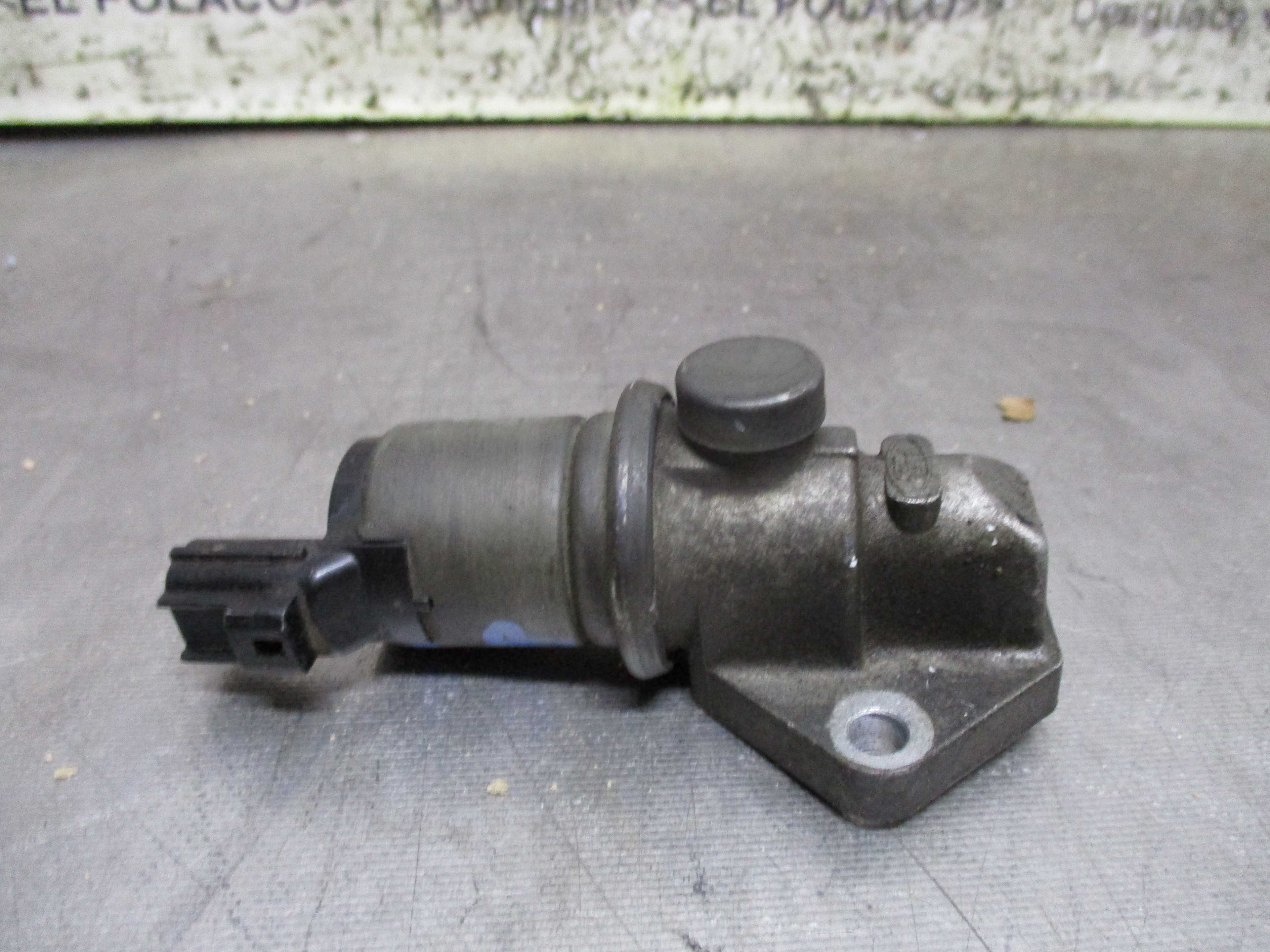 Recambio de valvula egr para ford fiesta berlina básico referencia OEM IAM   