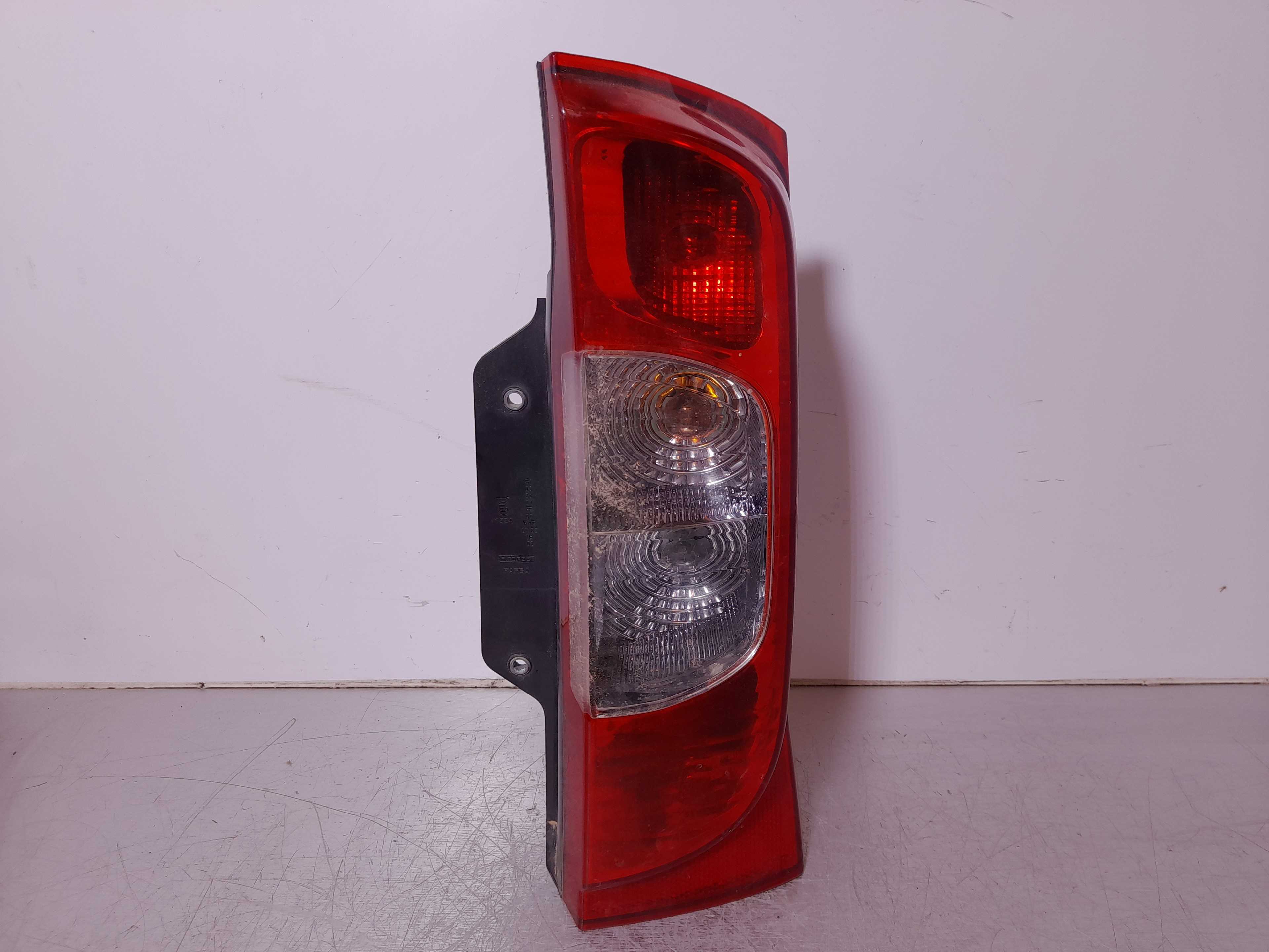 Recambio de piloto trasero derecho para citroën nemo sx referencia OEM IAM 01353205080E FARBA 