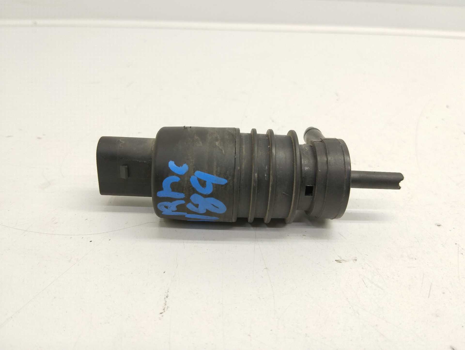 Recambio de bomba limpia para mitsubishi outlander (cw0) 2.0 di-d intense referencia OEM IAM 3043125  