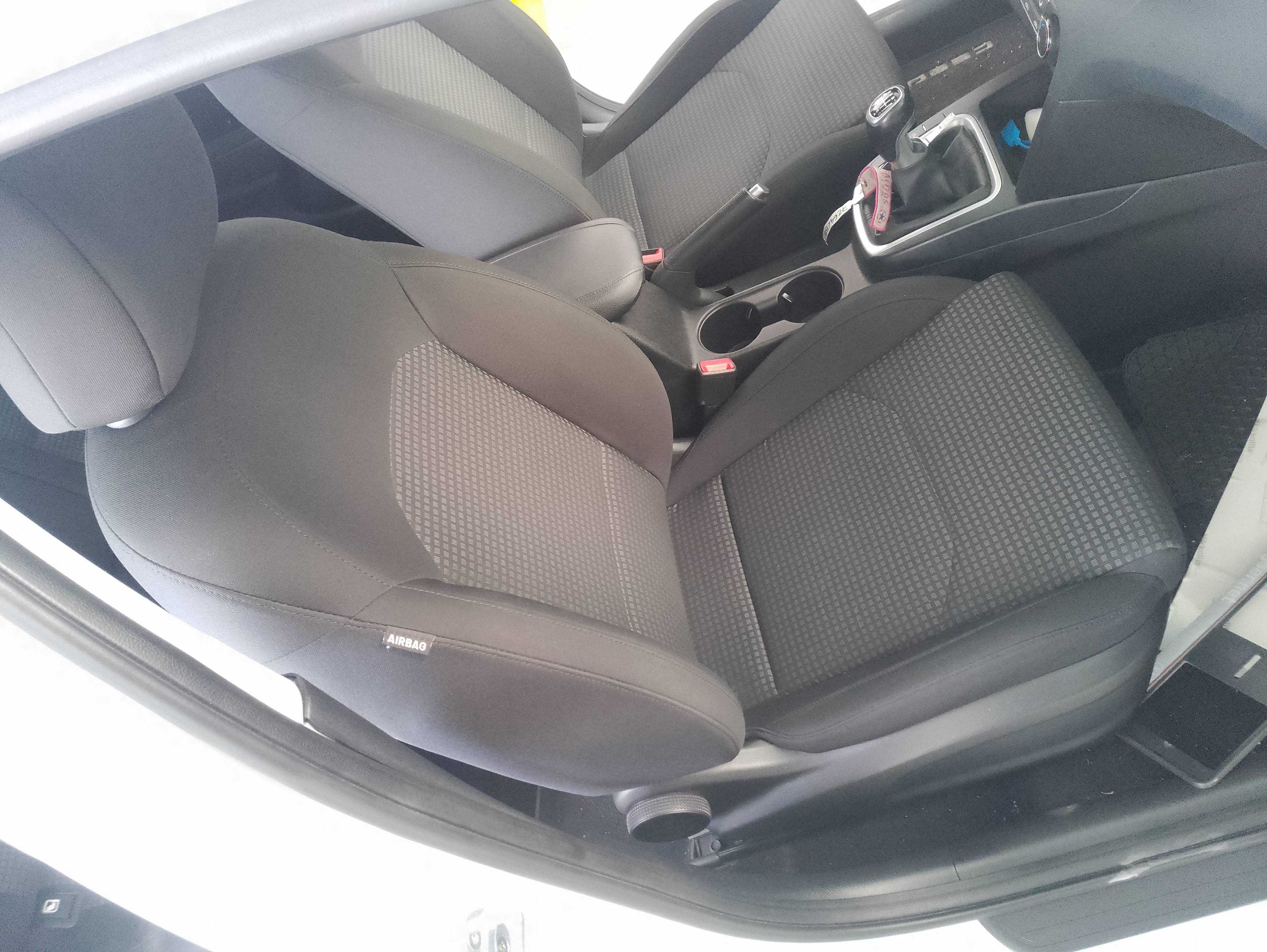 Recambio de asiento delantero derecho para kia ceed concept referencia OEM IAM   