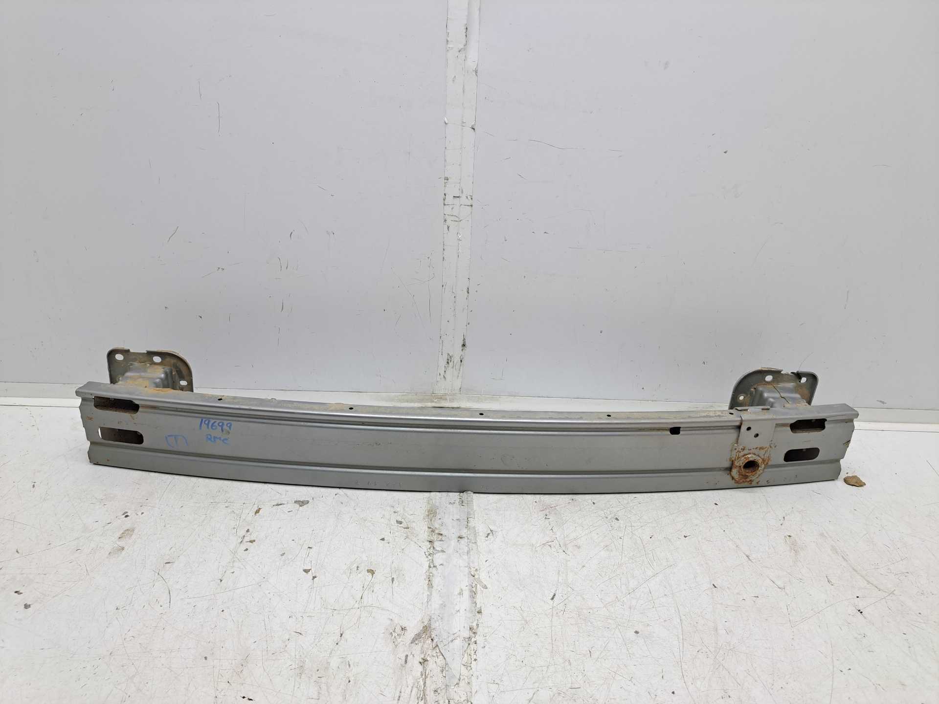 Recambio de refuerzo paragolpes trasero para nissan qashqai (j11) n-style referencia OEM IAM H50304EAMA 850304ea0a 