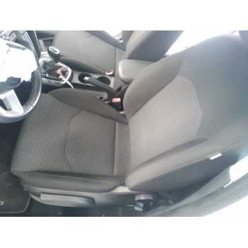 ASIENTO DELANTERO IZQUIERDO 