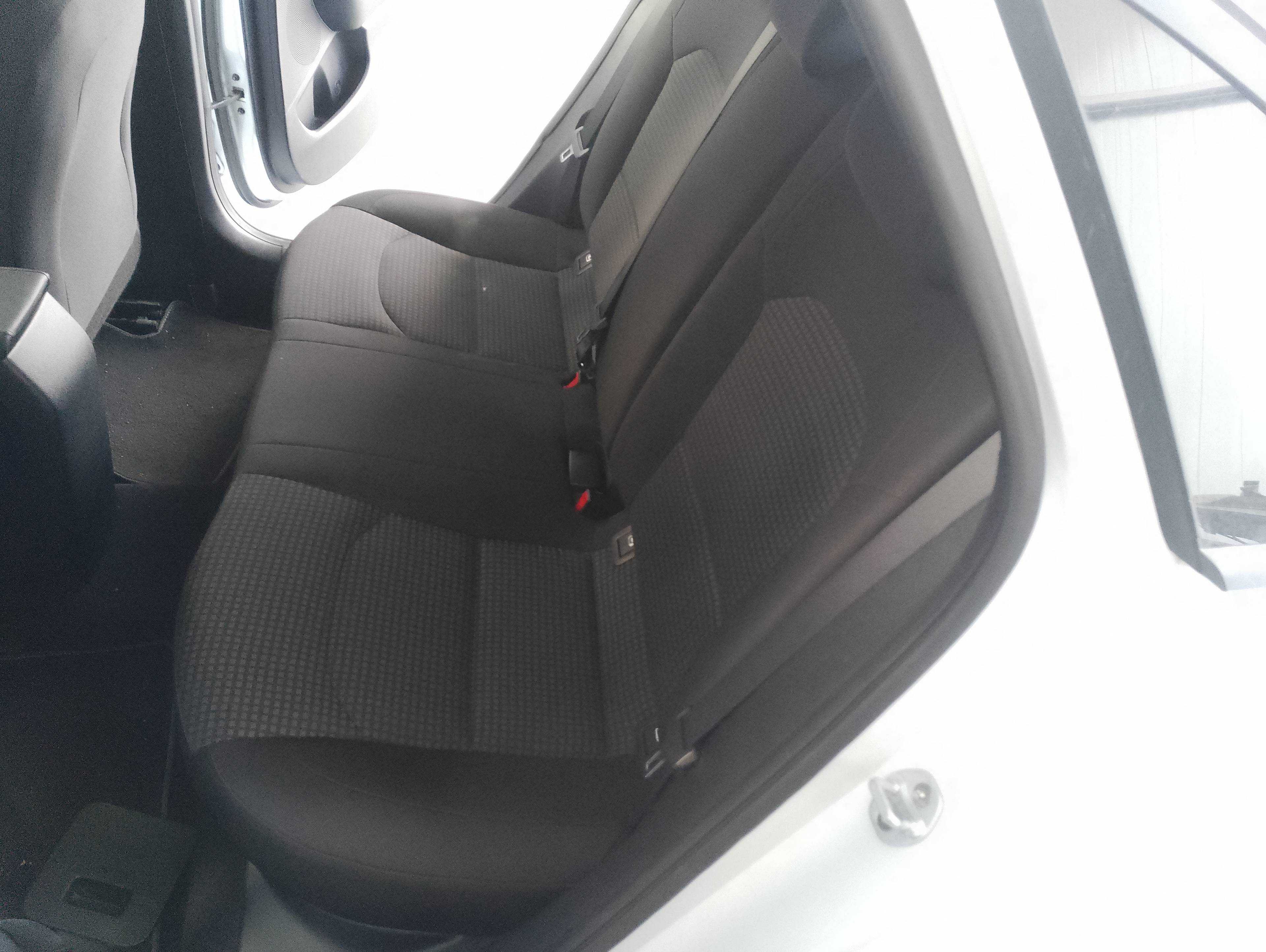 Recambio de asientos traseros para kia ceed concept referencia OEM IAM   