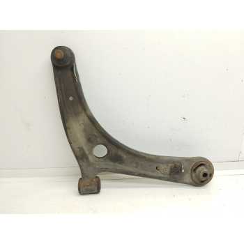 BRAZO SUSPENSION INFERIOR DELANTERO DERECHO 