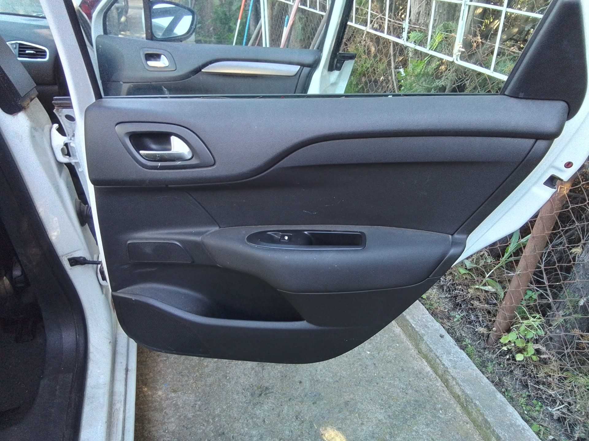Recambio de guarnecido puerta trasera derecha para citroën c4 lim. 1.6 hdi fap referencia OEM IAM   