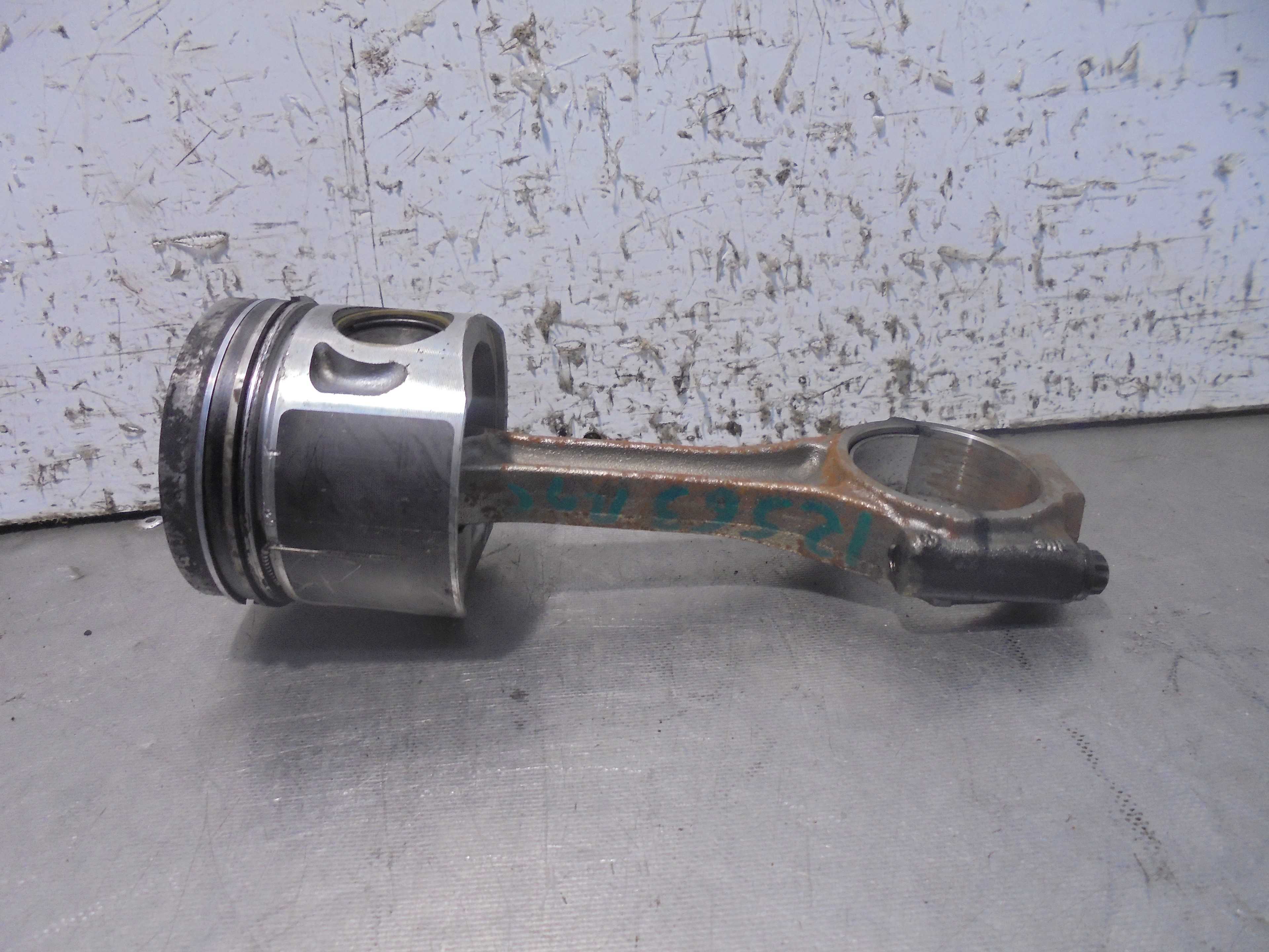 Recambio de biela para volkswagen caddy ka/kb (2k) furg. referencia OEM IAM   