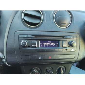 SISTEMA AUDIO / RADIO CD 