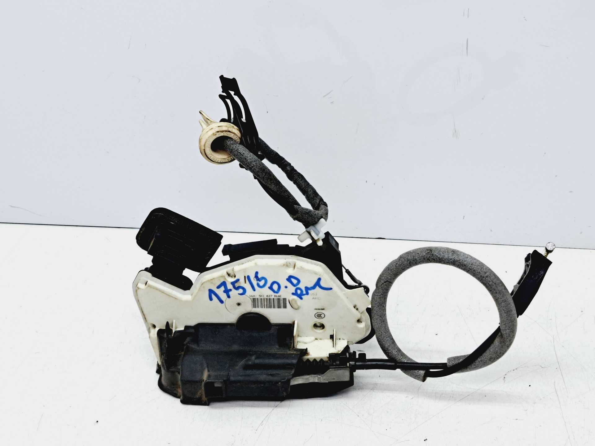 Recambio de cerradura puerta delantera derecha para volkswagen golf vii lim. (5g1) 1.6 tdi dpf referencia OEM IAM 5K1837016E  