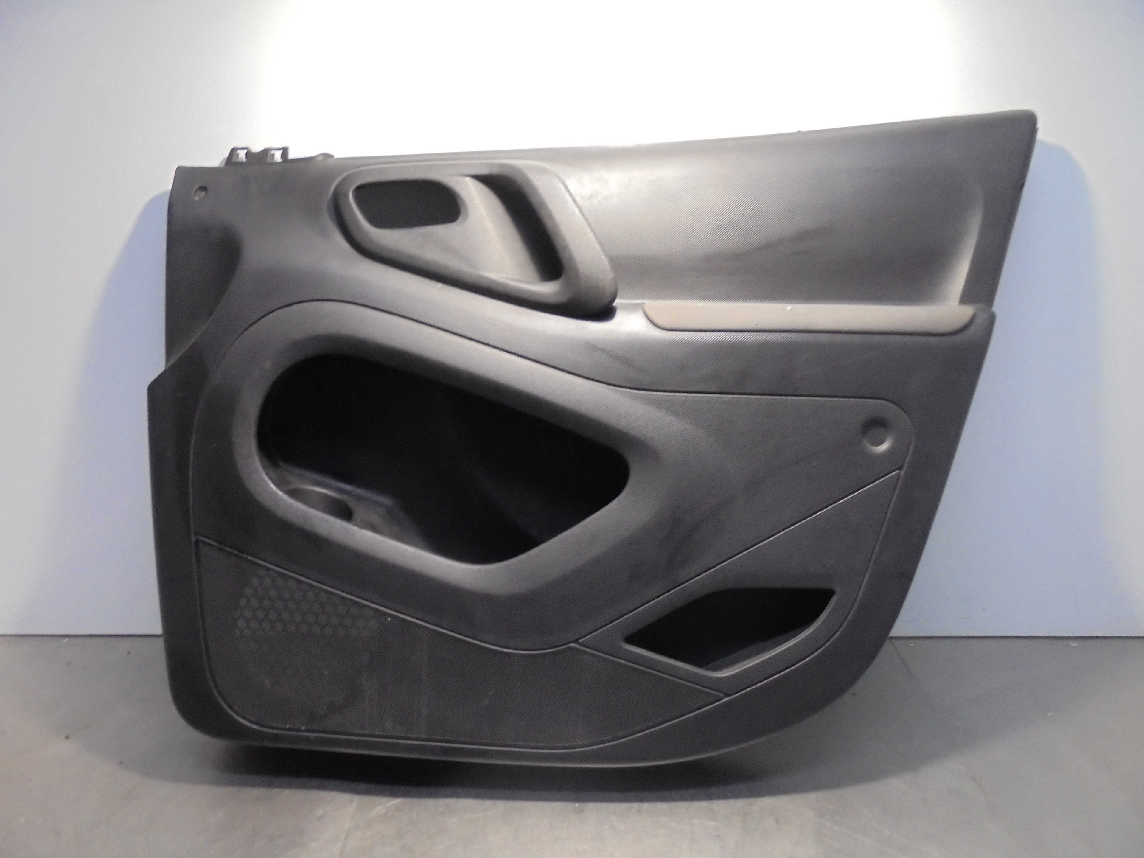 Recambio de guarnecido puerta delantera derecha para peugeot partner kasten confort l1 referencia OEM IAM 96812351  