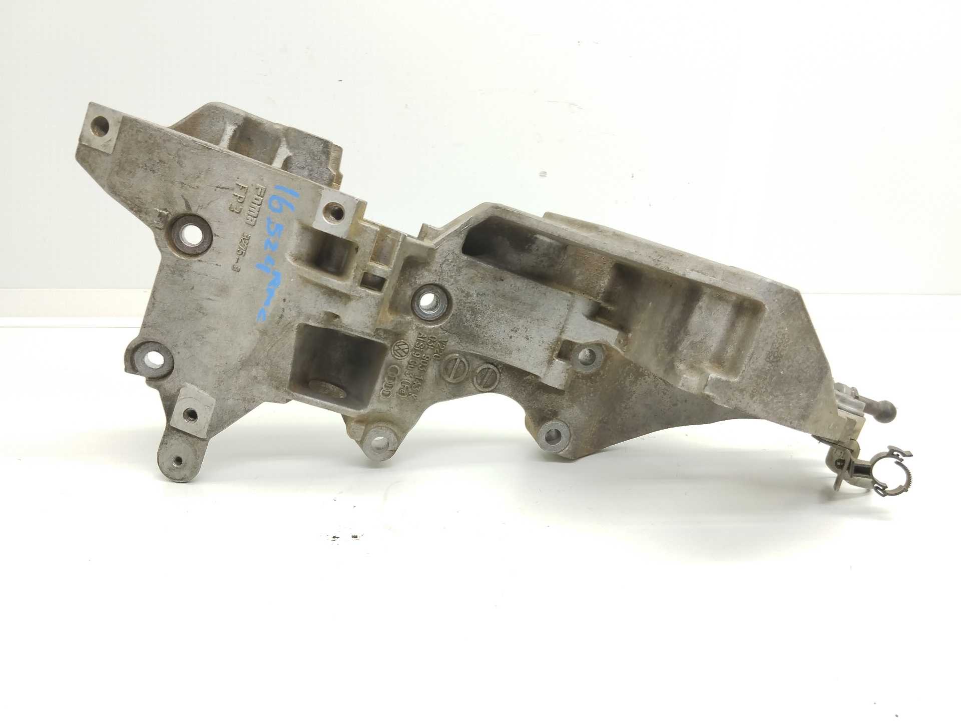 Recambio de soporte alternador para seat leon (5f1) fr referencia OEM IAM 03L903143K FOMA 