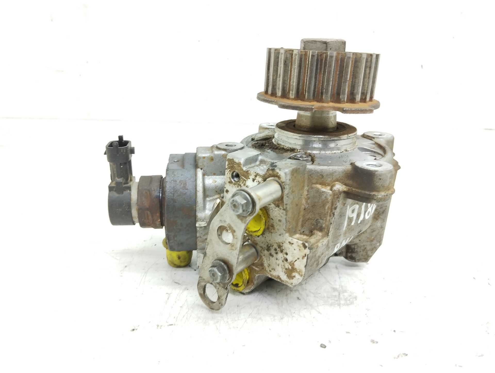 Recambio de bomba inyeccion para ford transit connect kombi trend largo referencia OEM IAM 9818034380 0445010781 
