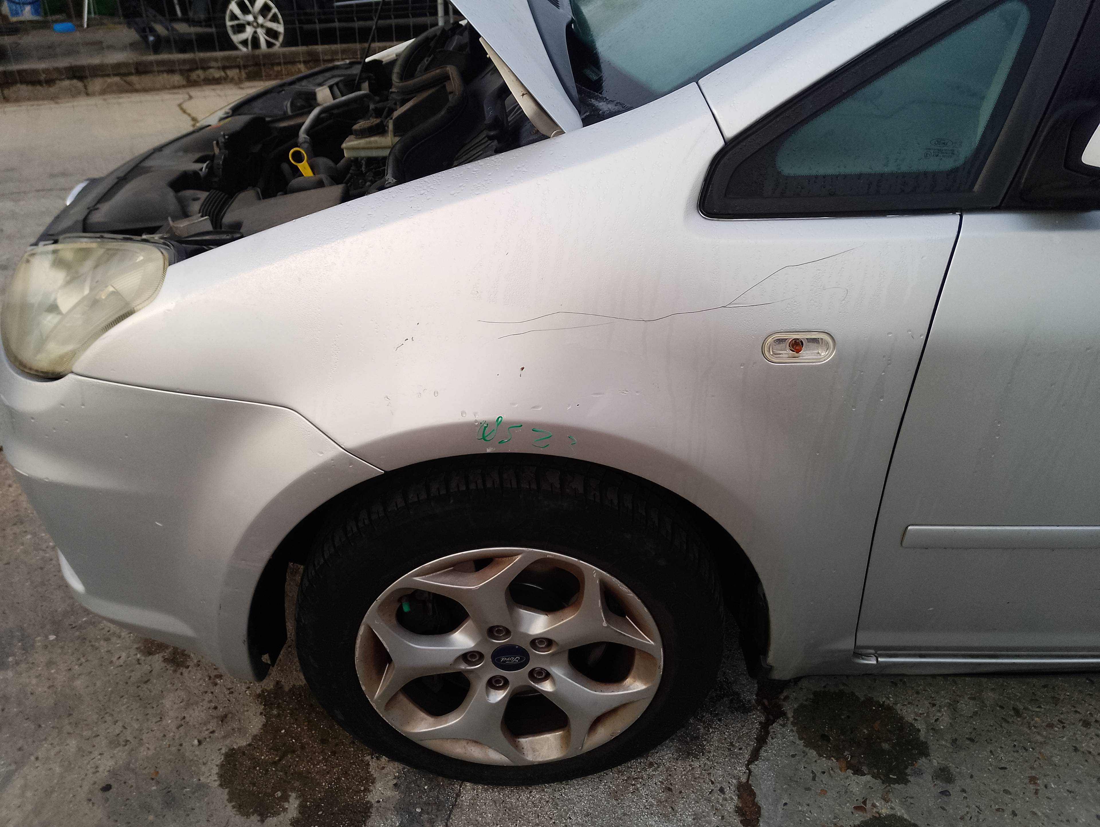 Recambio de aleta delantera izquierda para ford focus c-max (cap) ambiente (d) referencia OEM IAM   