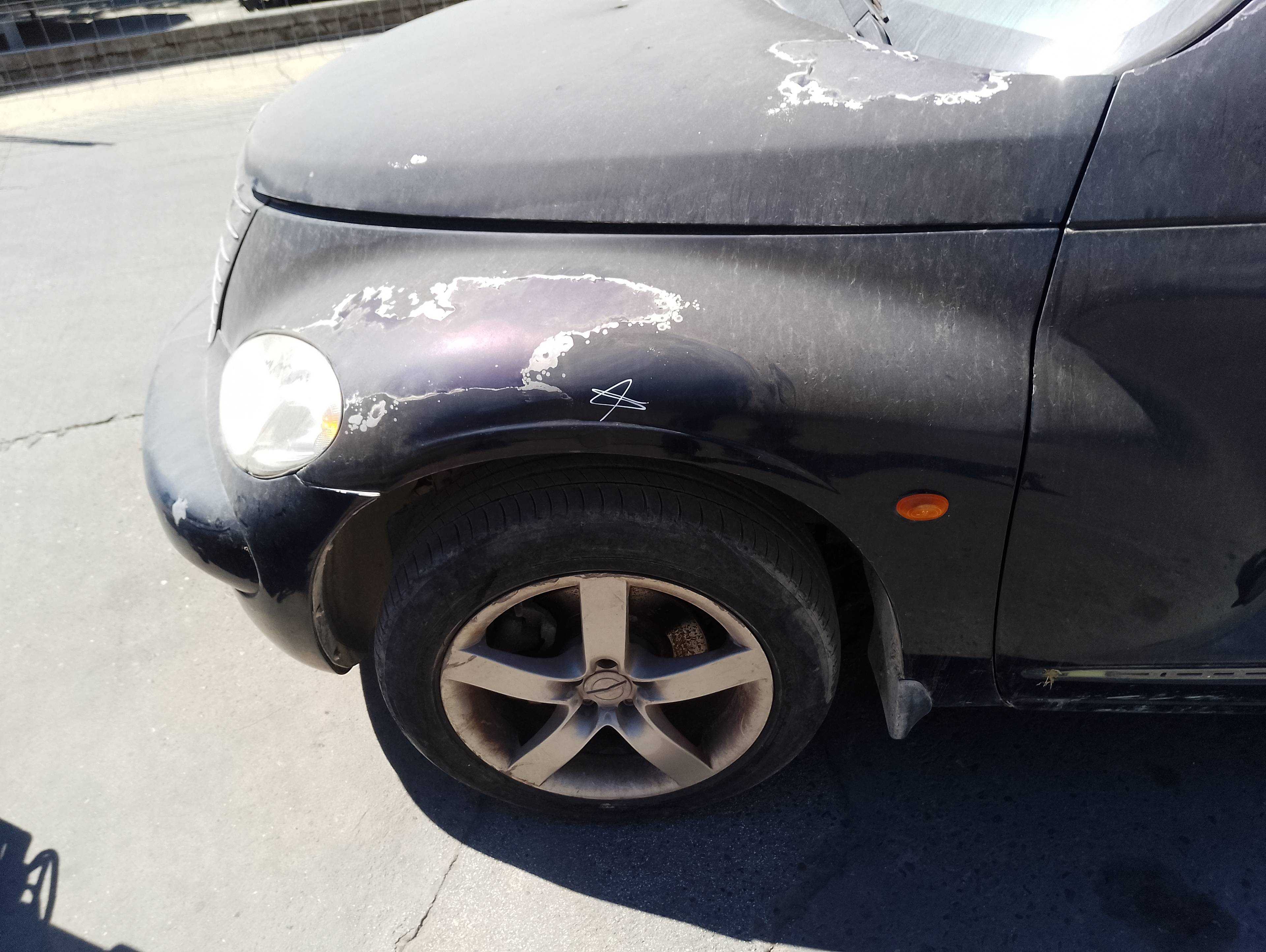 Recambio de aleta delantera izquierda para chrysler pt cruiser (pt) referencia OEM IAM   