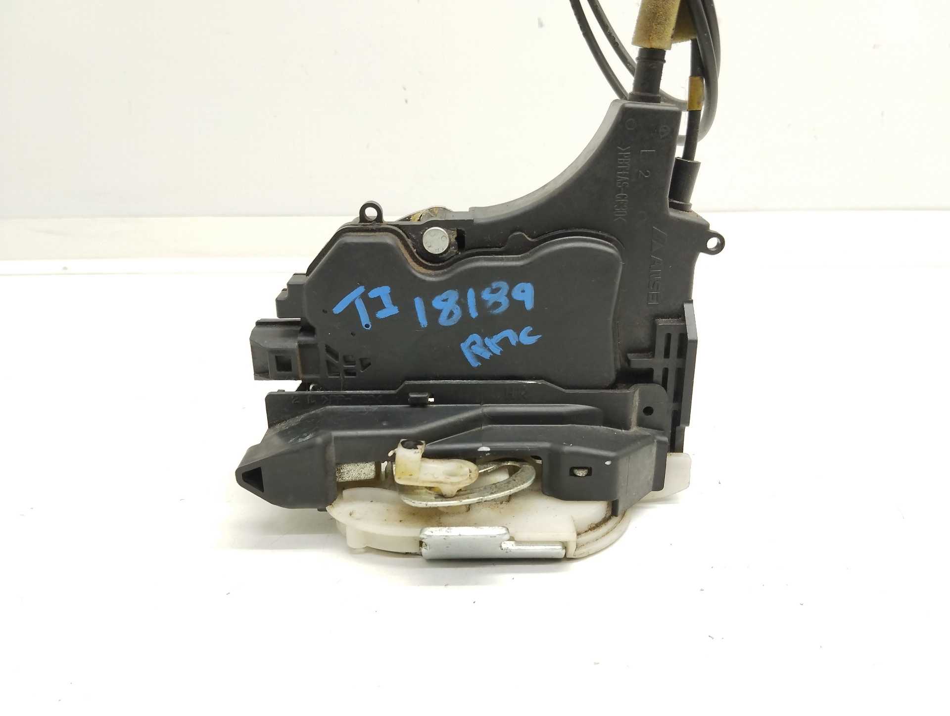 Recambio de cerradura puerta trasera izquierda para mitsubishi outlander (cw0) 2.0 di-d intense referencia OEM IAM   