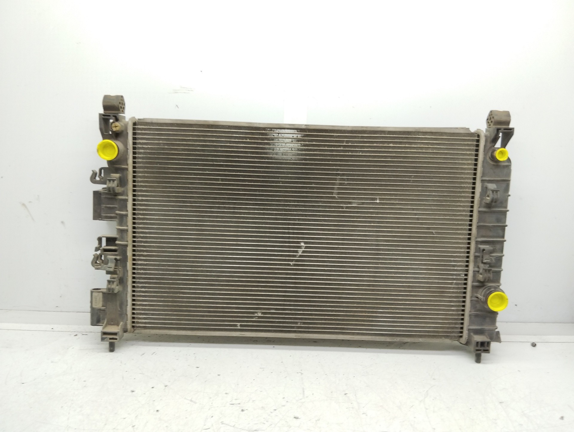 Recambio de radiador agua para chevrolet aveo sedán lt+ referencia OEM IAM  95939915 