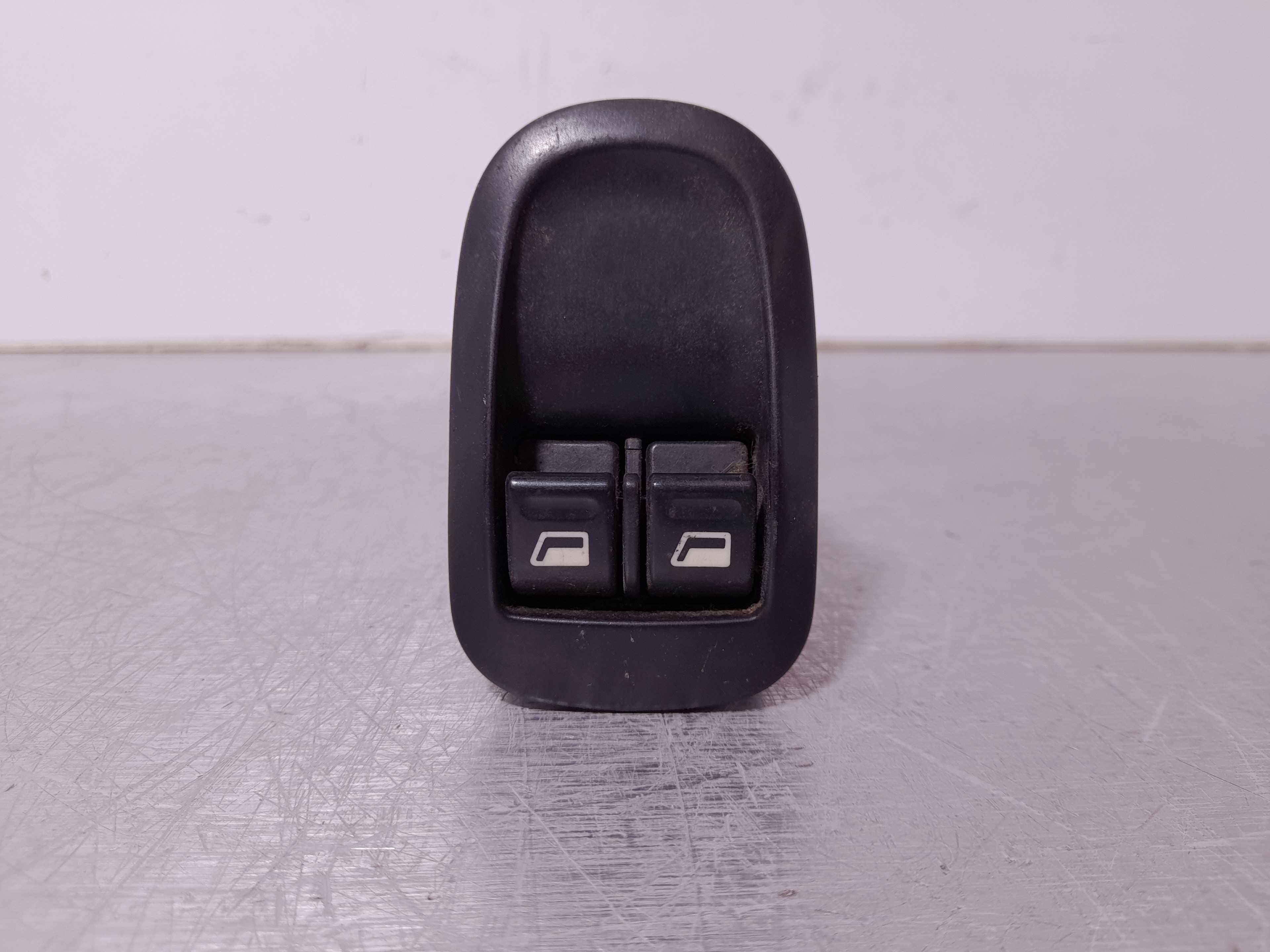 Recambio de mando elevalunas delantero derecho para peugeot 206 berlina xr referencia OEM IAM   