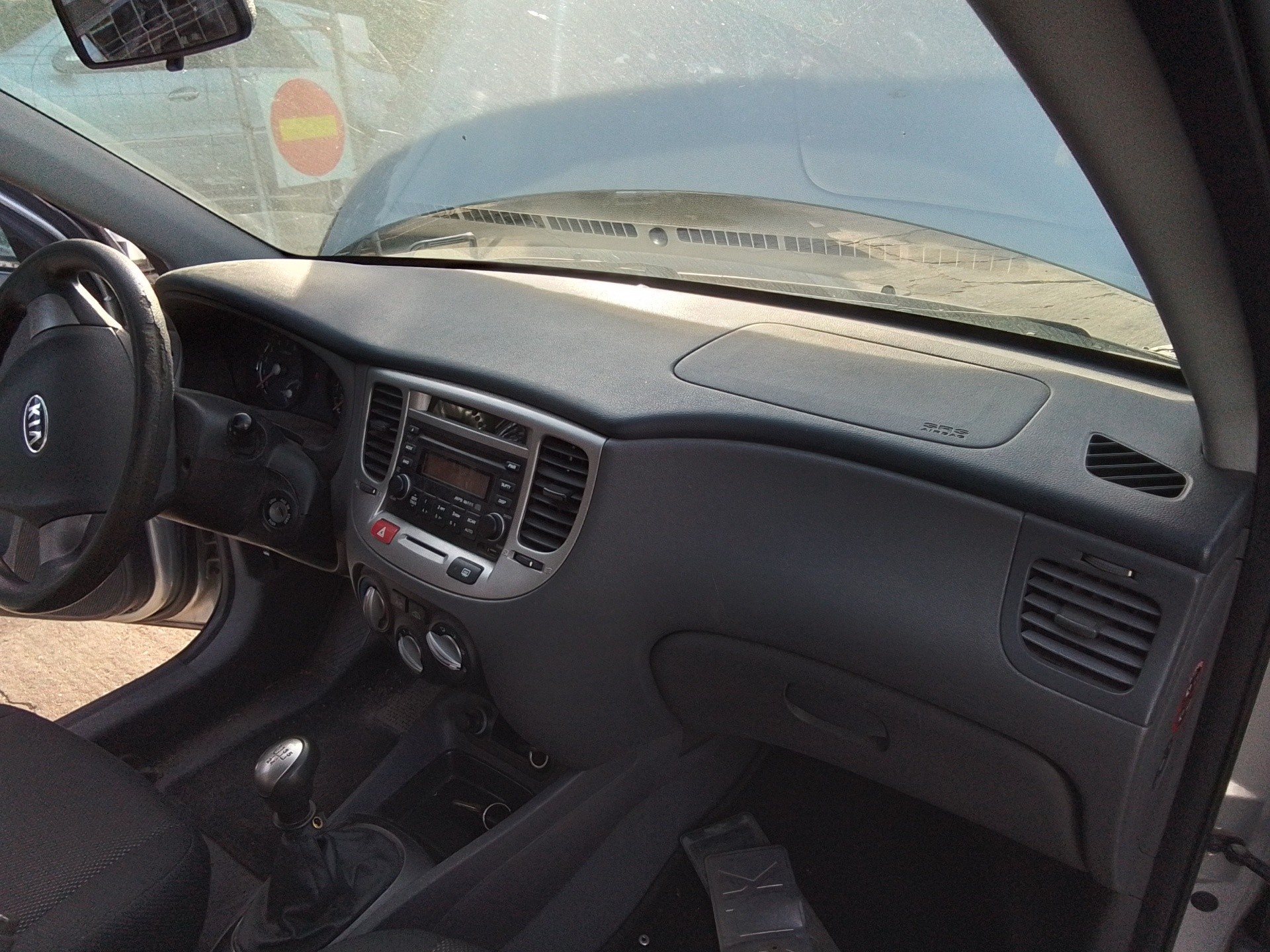 Recambio de salpicadero para kia rio 1.4 cat referencia OEM IAM   