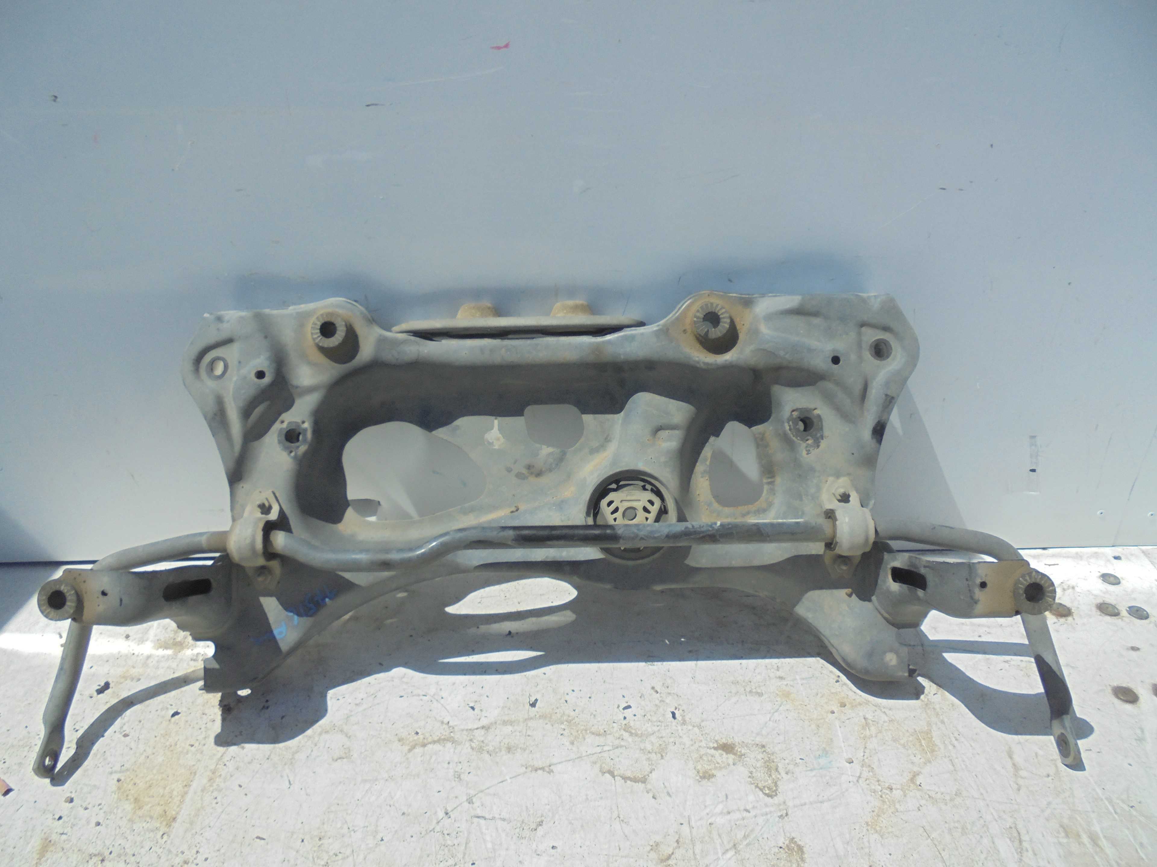 Recambio de cuna motor para volkswagen golf vii lim. (5g1) 1.6 tdi dpf referencia OEM IAM   