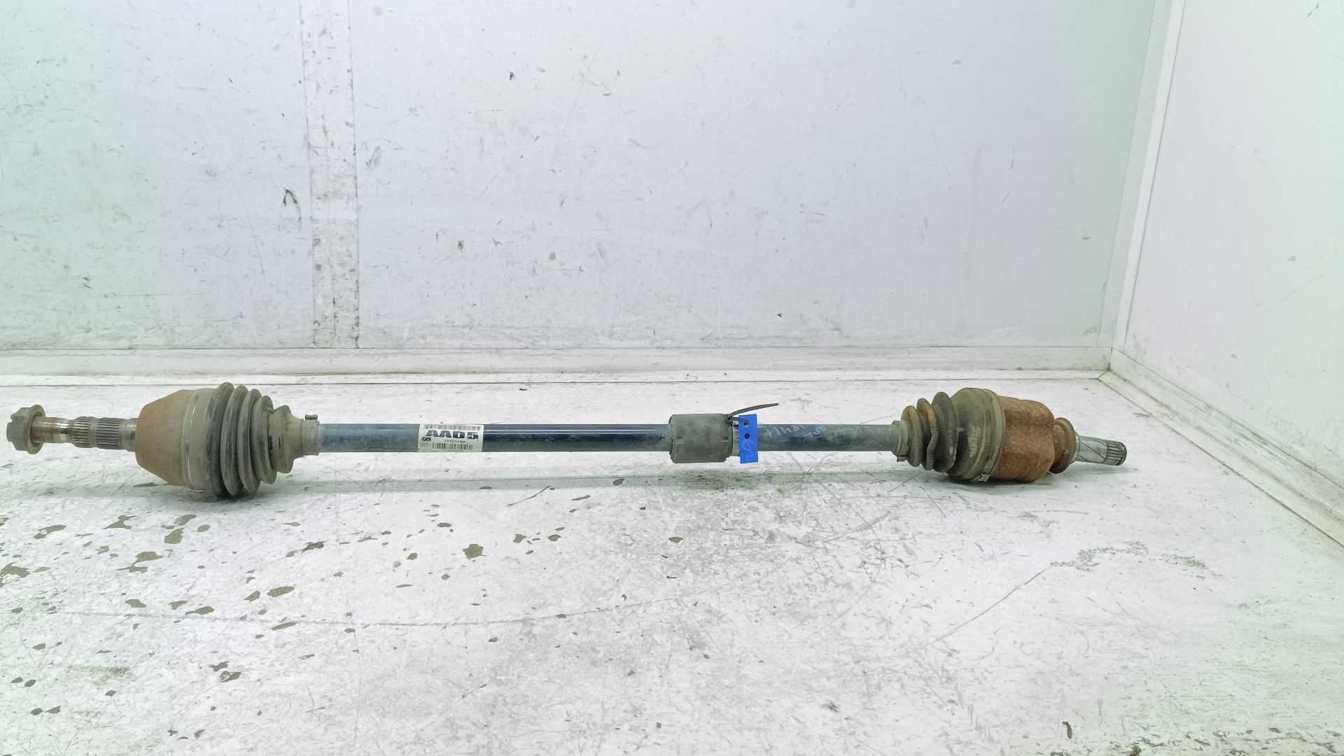Recambio de transmision delantera derecha para opel astra j lim. 1.3 16v cdti referencia OEM IAM 13321264  