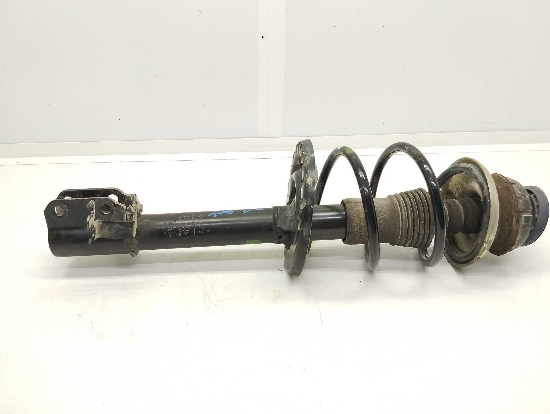 Recambio de amortiguador delantero izquierdo para dacia sandero stepway comfort referencia OEM IAM 543021807R  