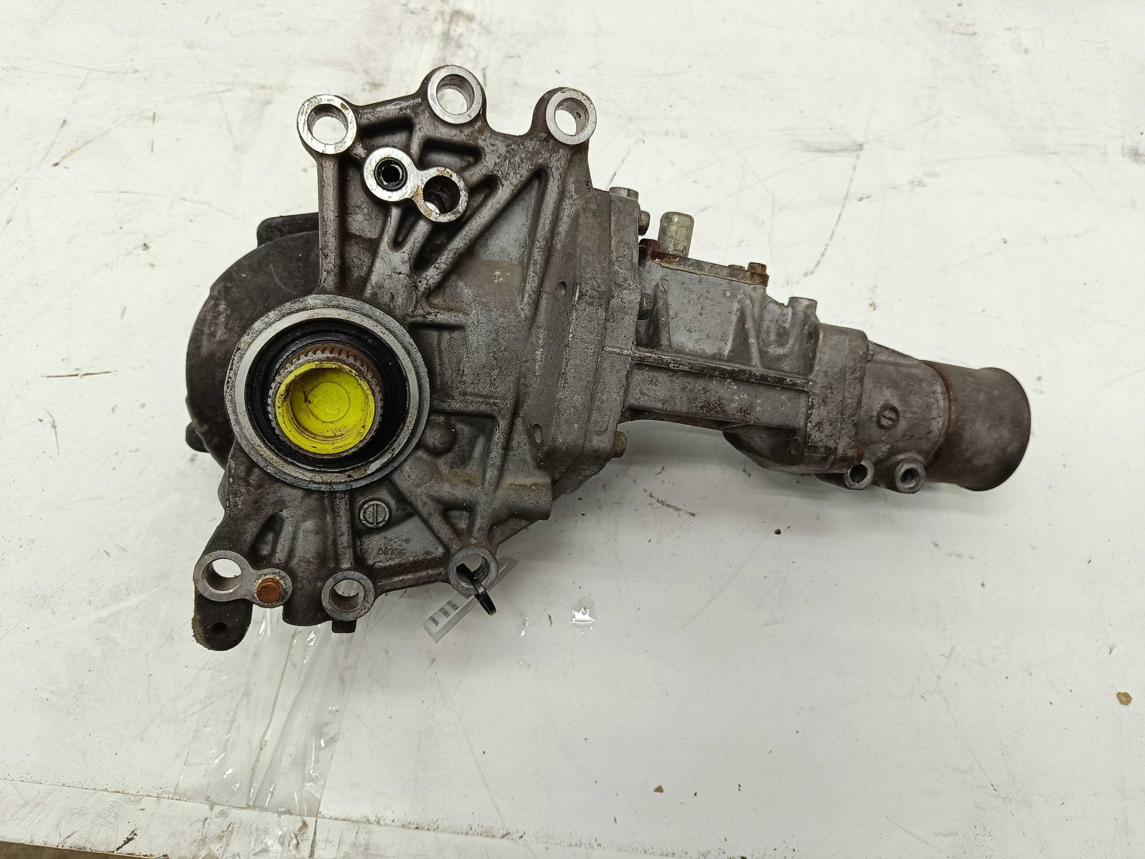Recambio de diferencial delantero para mitsubishi outlander (cw0) 2.0 di-d intense referencia OEM IAM   