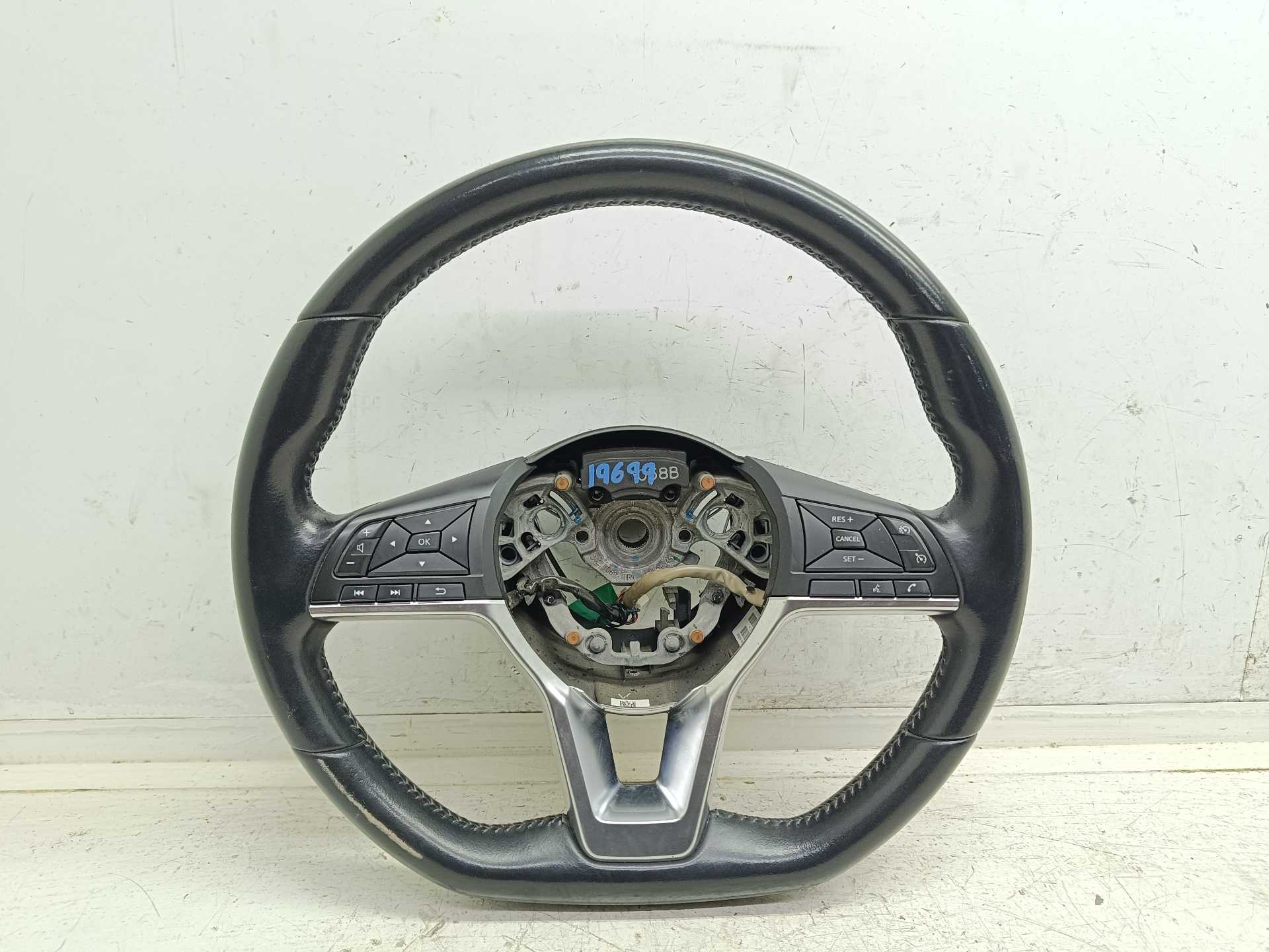 Recambio de volante para nissan qashqai (j11) n-style referencia OEM IAM 48430HV01D 34324266B 