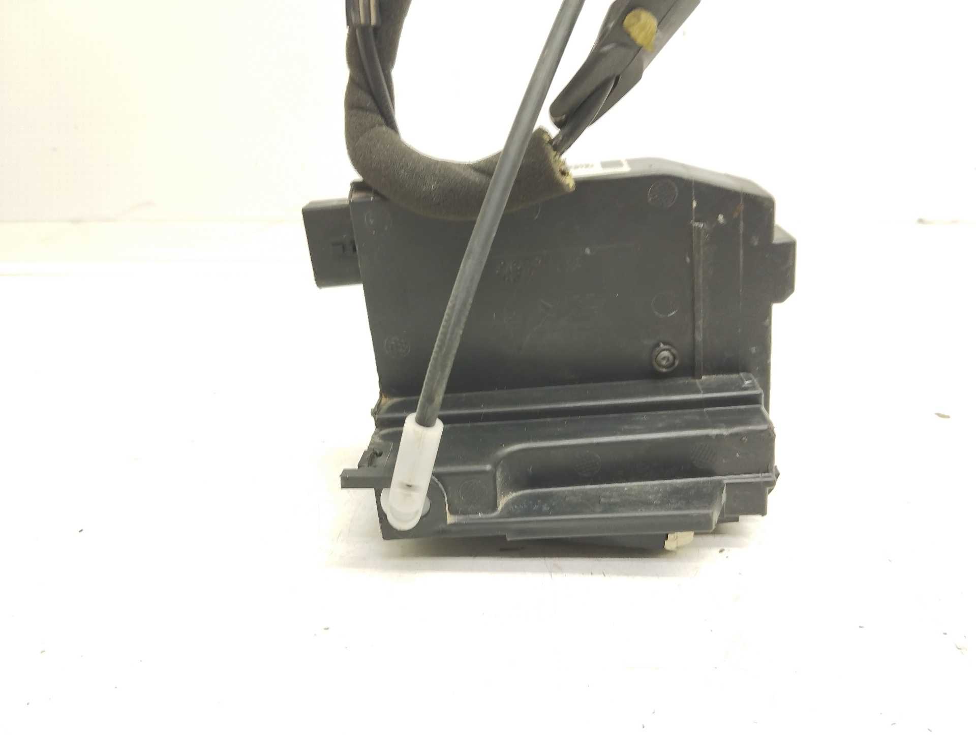 Recambio de cerradura puerta trasera izquierda para peugeot 308 active referencia OEM IAM 9826126080  