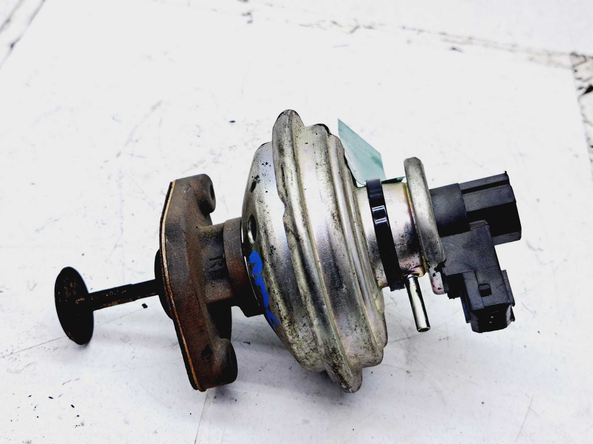 Recambio de valvula egr para bmw serie 1 berlina (e81/e87) 118d referencia OEM IAM 6NU01017175  