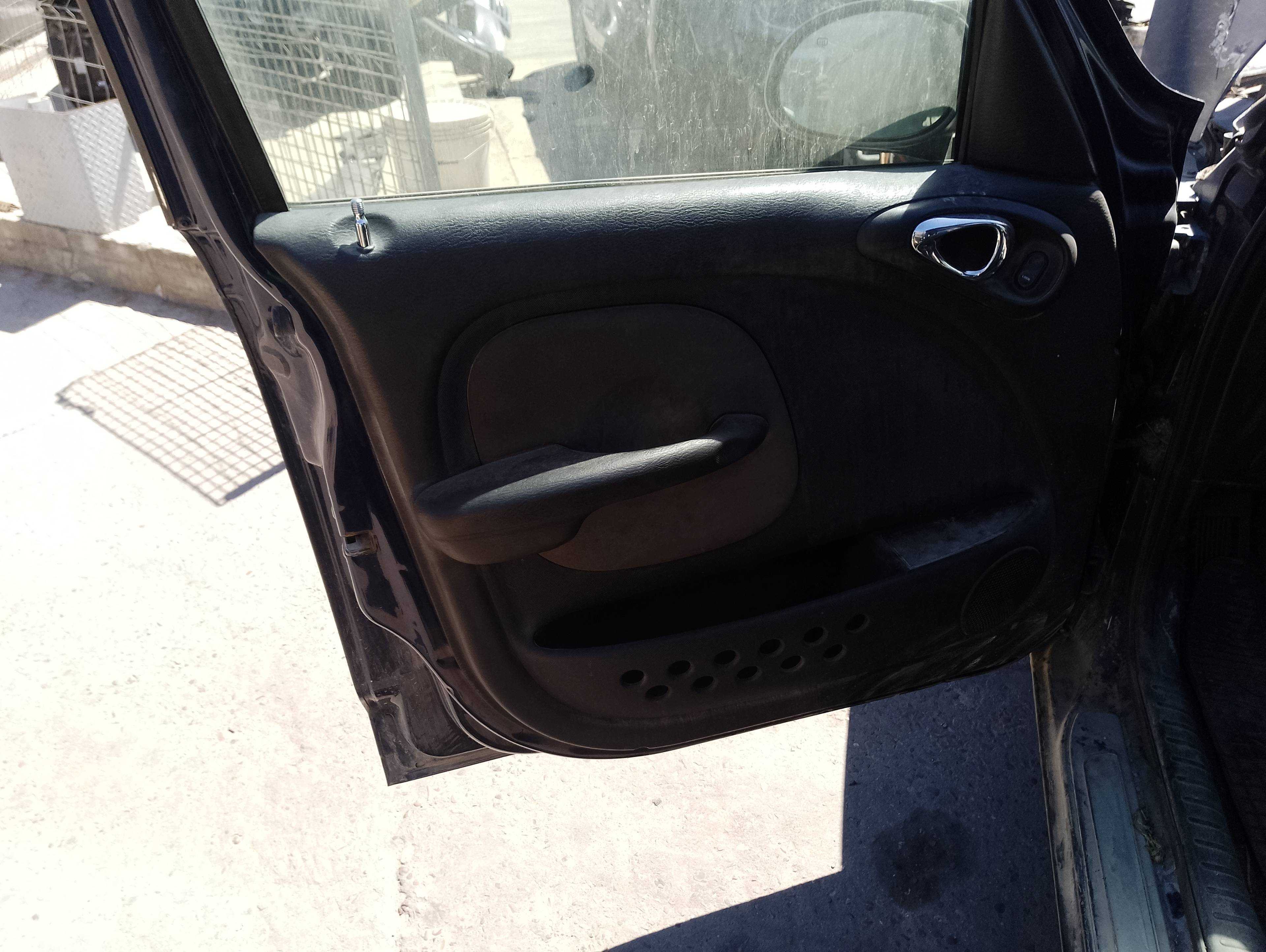 Recambio de guarnecido puerta delantera izquierda para chrysler pt cruiser (pt) referencia OEM IAM   