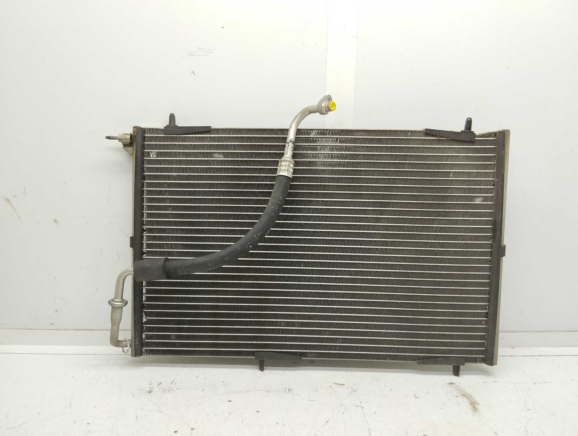 Recambio de condensador / radiador aire acondicionado para peugeot 206+ 1.4 hdi referencia OEM IAM 9651867080 876841U VALEO