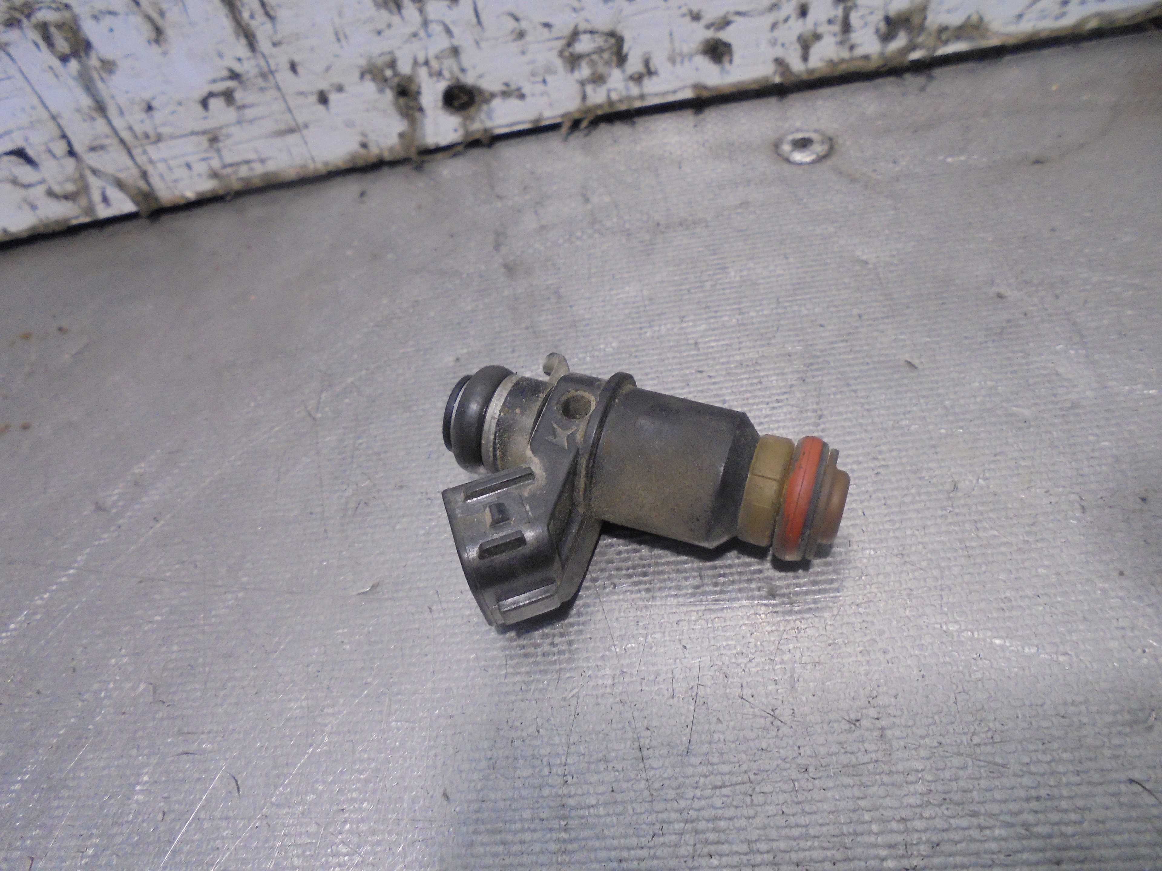 Recambio de inyector para honda civic berlina 3 (ep1/2) 1.6i es referencia OEM IAM   